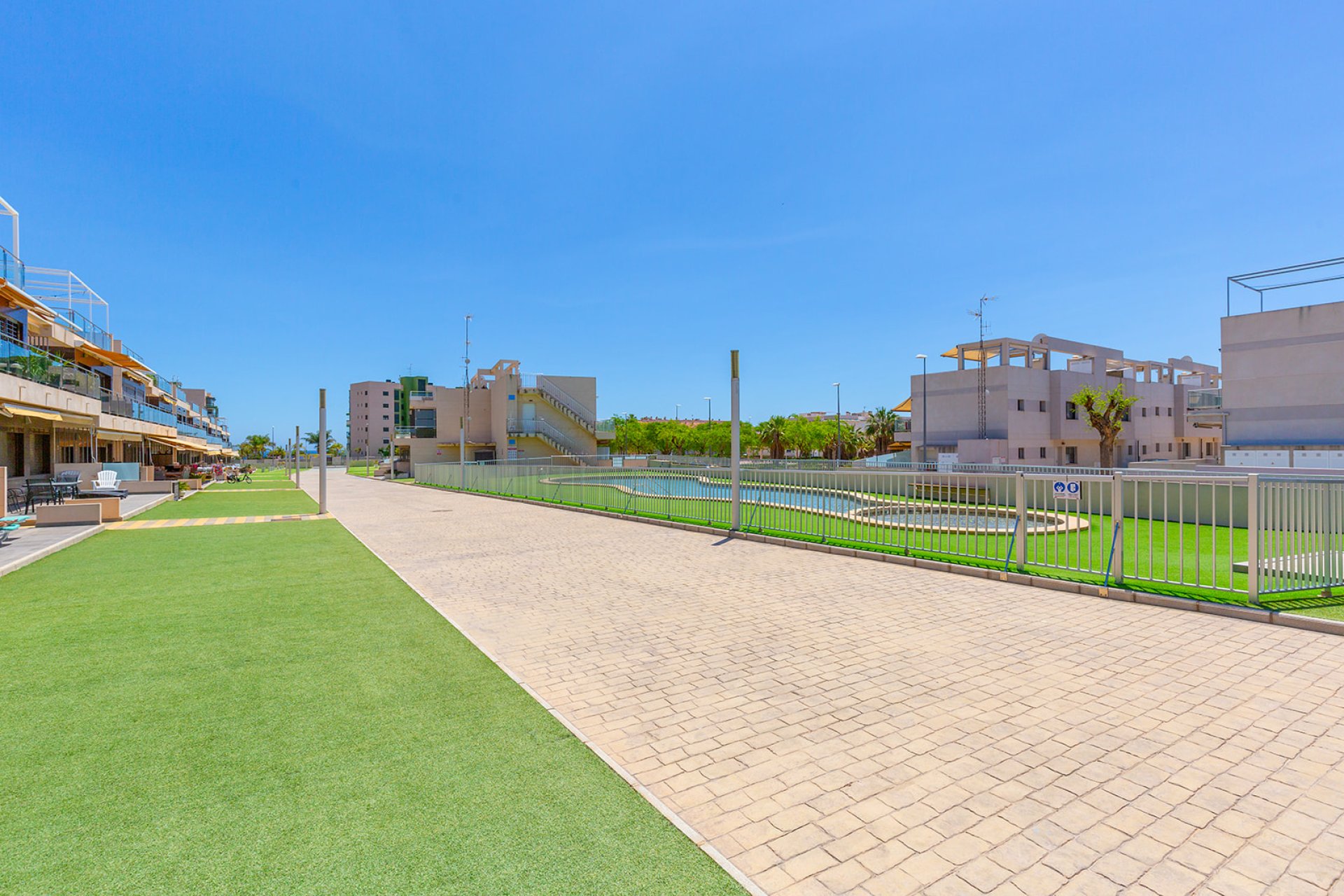 Reventa - Apartamento / piso -
Torre de La Horadada - Torre de La Horadada - Town