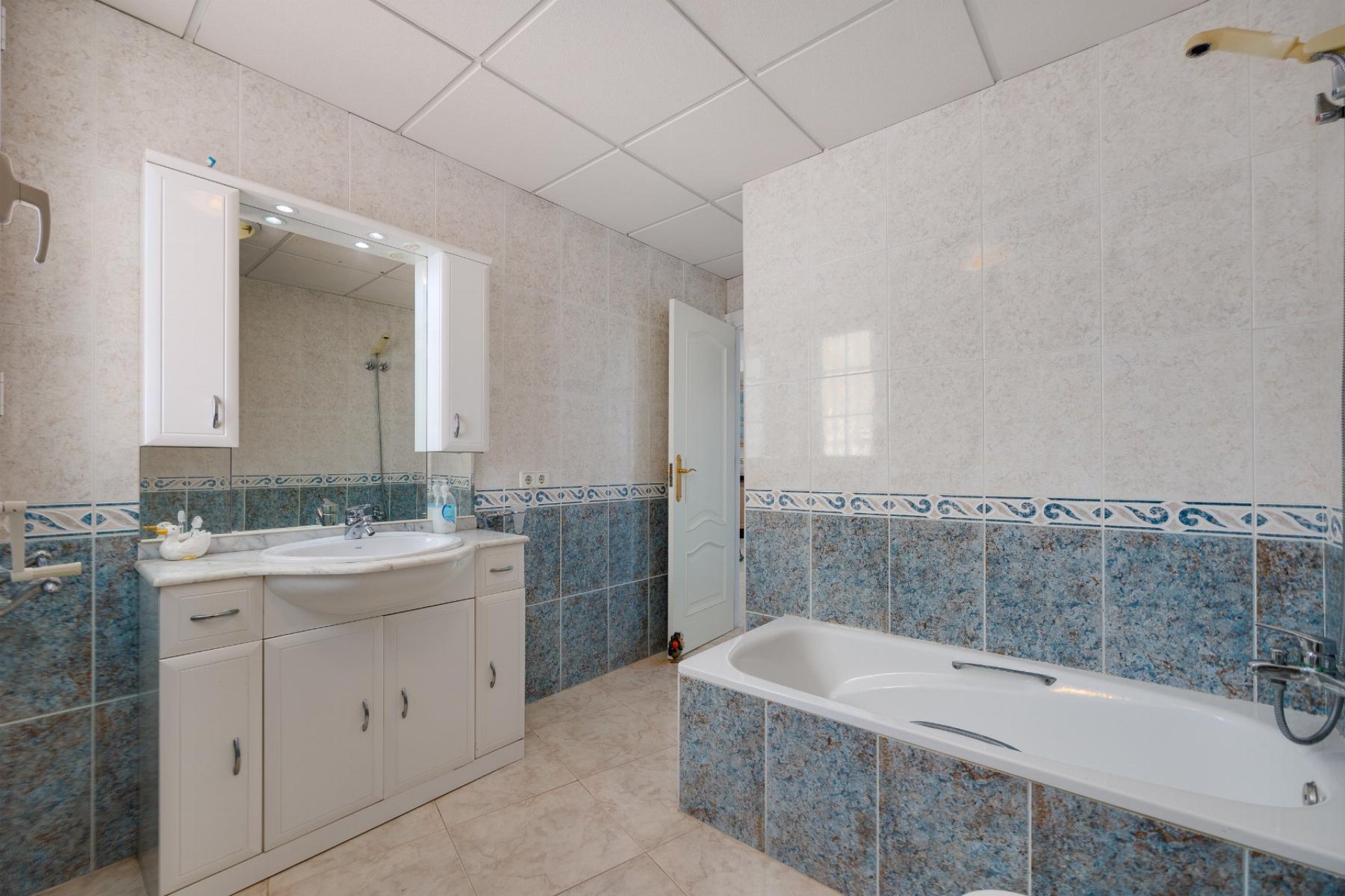 Reventa - Apartamento / piso -
Torrevieja - Acequion