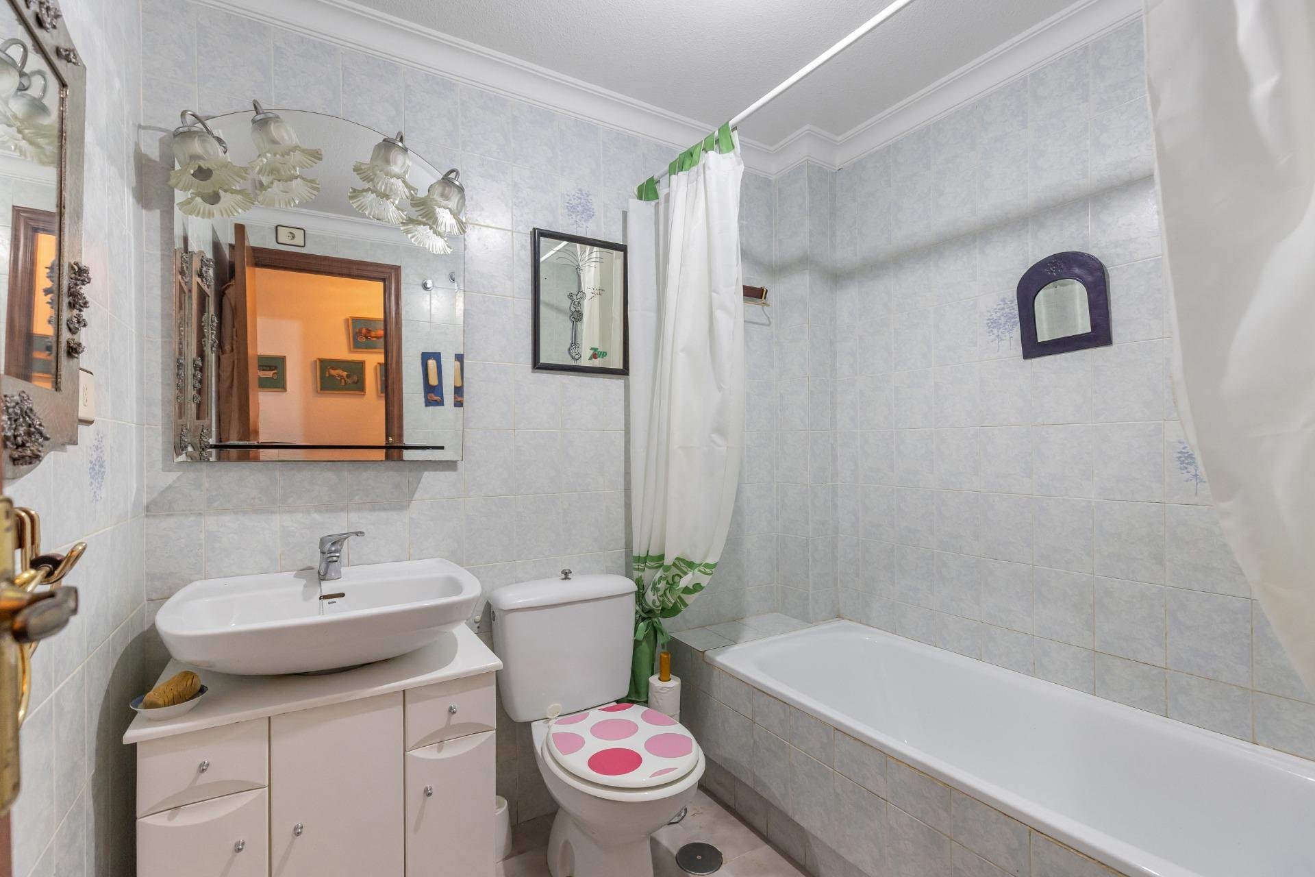 Reventa - Apartamento / piso -
Torrevieja - Acequion