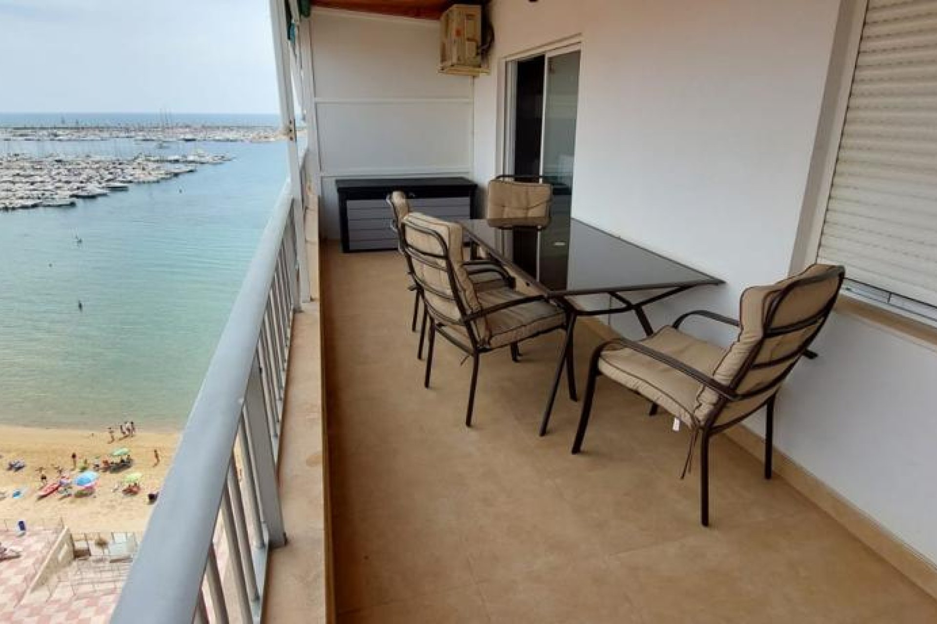 Reventa - Apartamento / piso -
Torrevieja - Acequion
