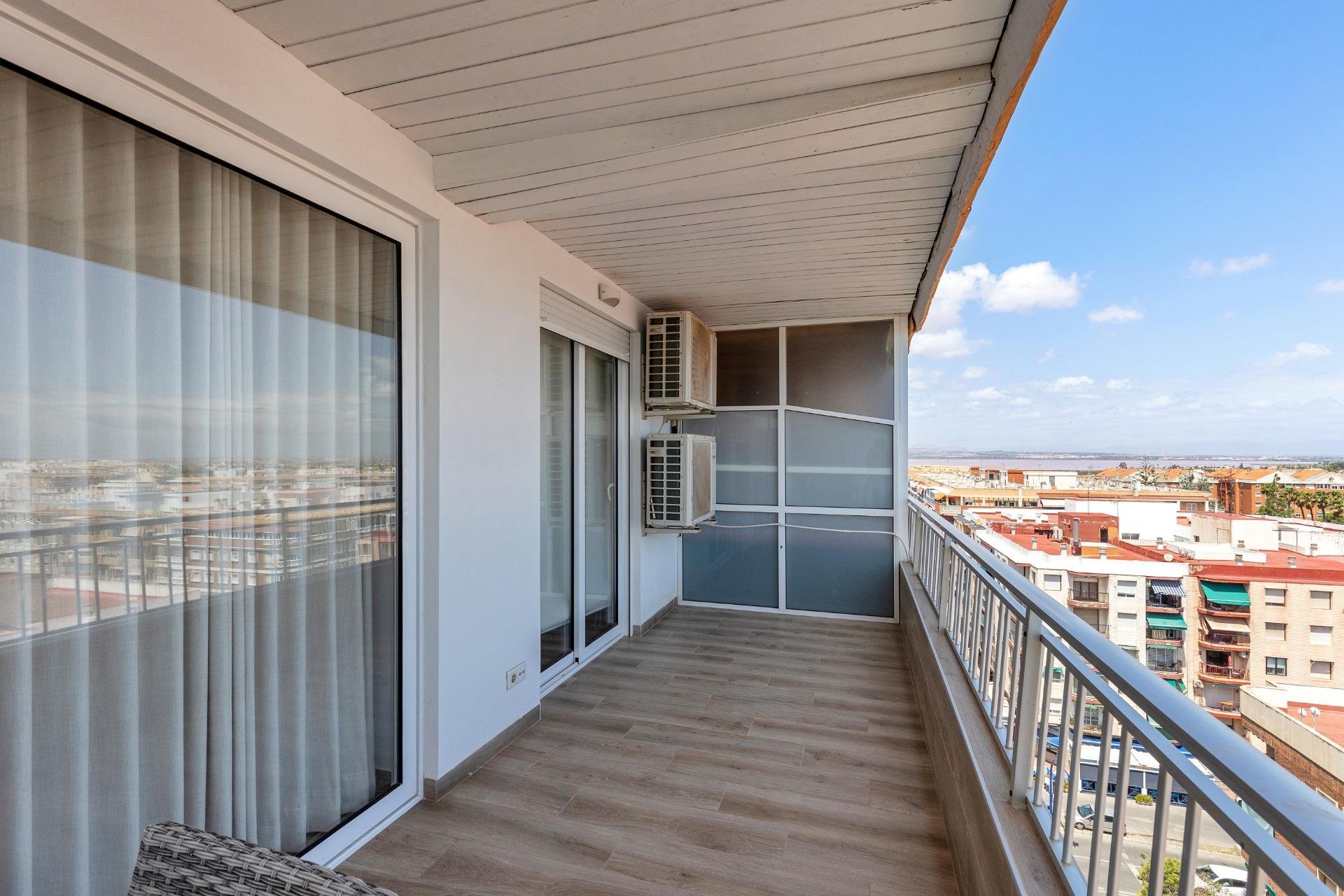 Reventa - Apartamento / piso -
Torrevieja - Acequion