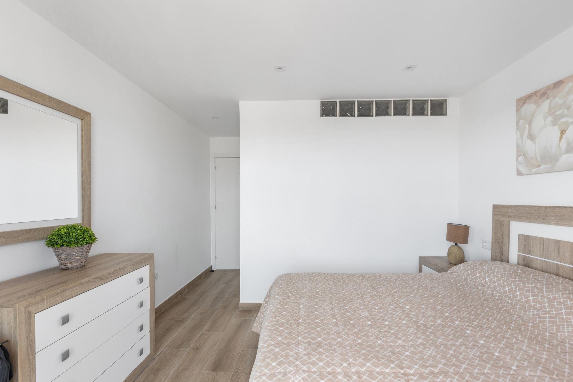 Reventa - Apartamento / piso -
Torrevieja - Acequion