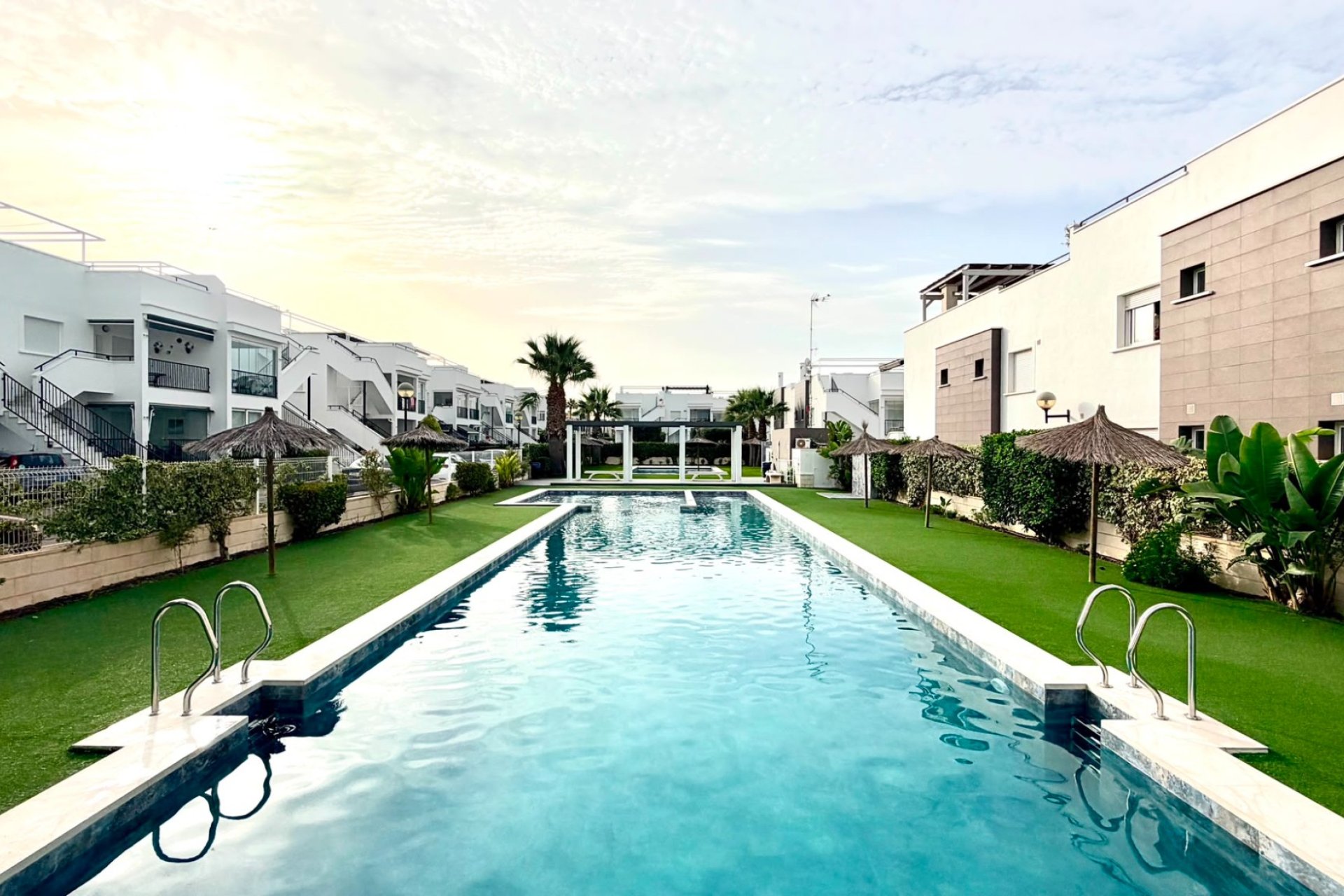 Reventa - Apartamento / piso -
Torrevieja - Aguas Nuevas