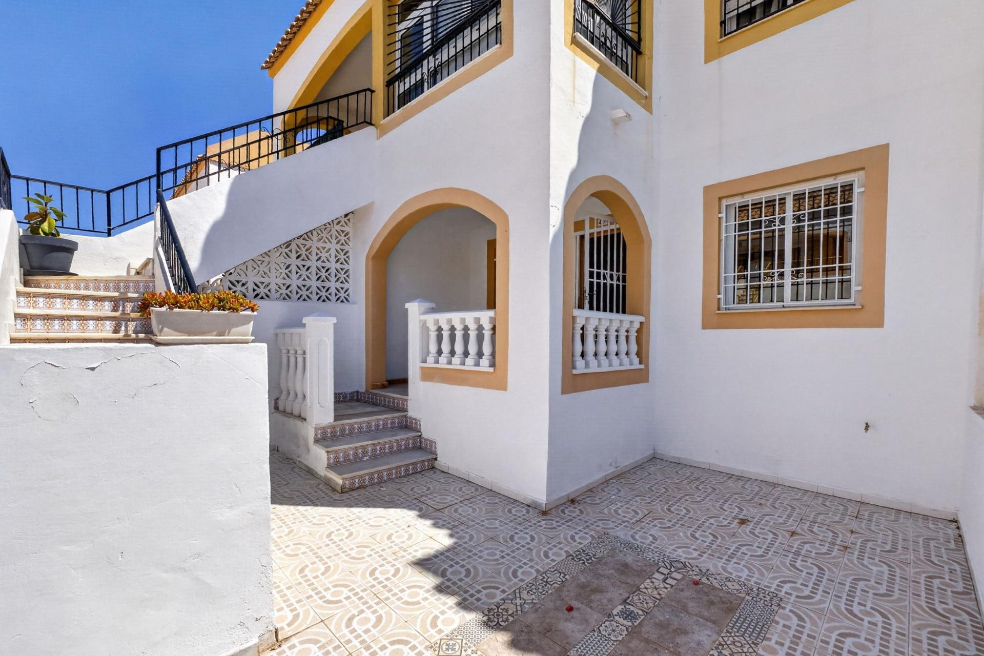 Reventa - Apartamento / piso -
Torrevieja - Altos del Limonar