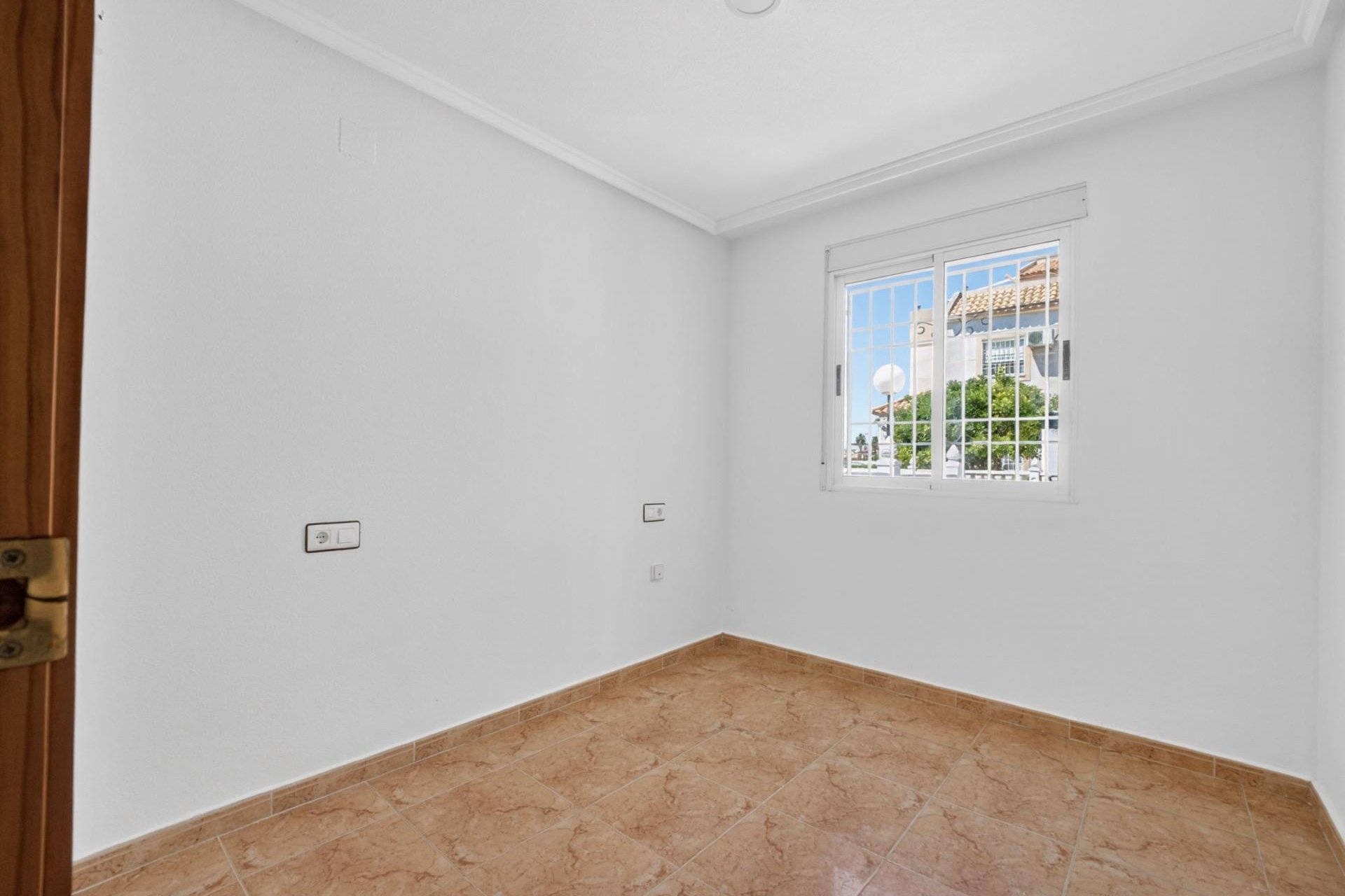 Reventa - Apartamento / piso -
Torrevieja - Altos del Limonar