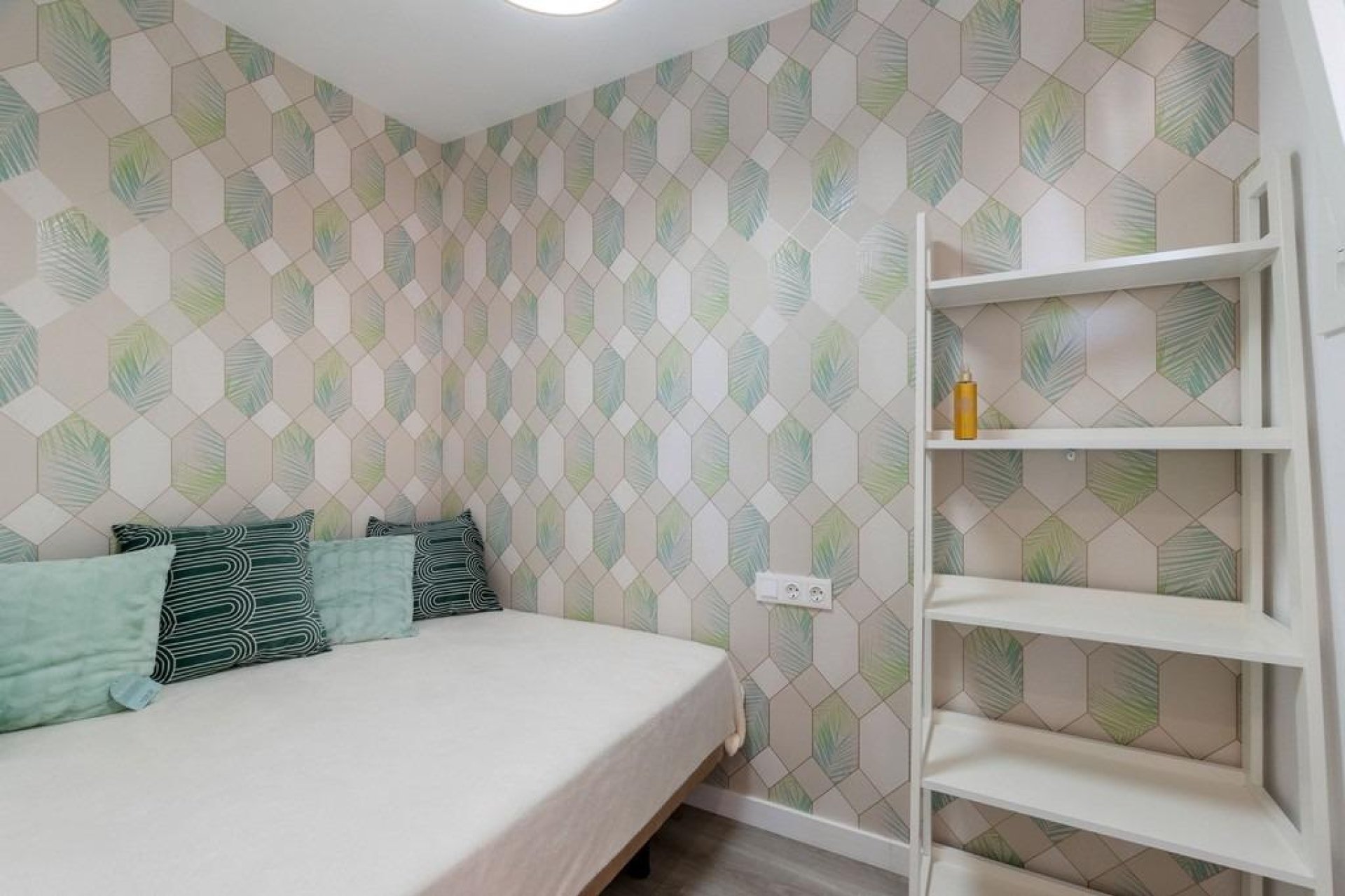 Reventa - Apartamento / piso -
Torrevieja - Cabo cervera