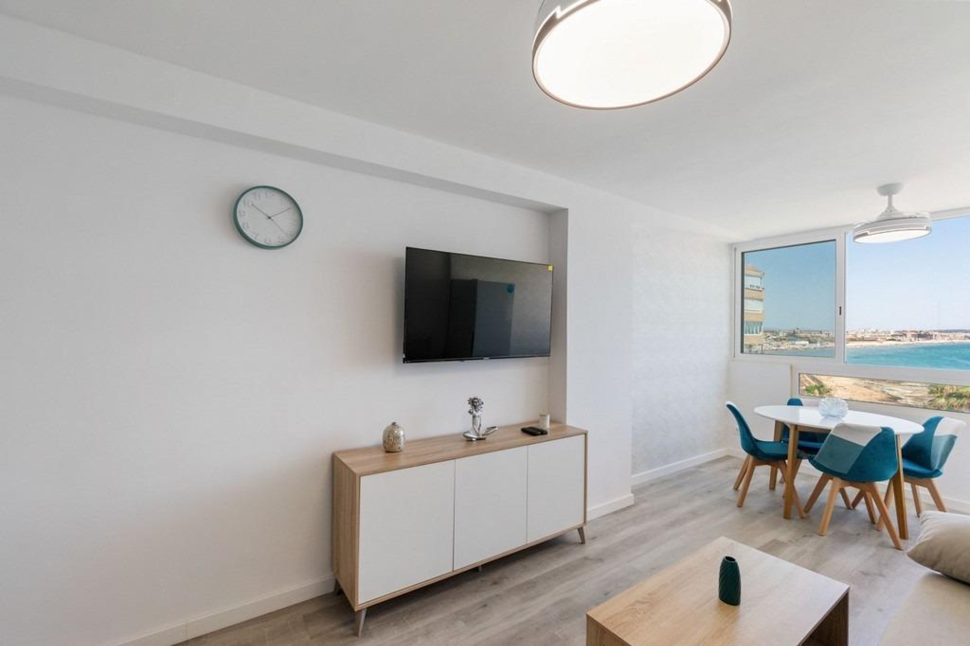Reventa - Apartamento / piso -
Torrevieja - Cabo cervera