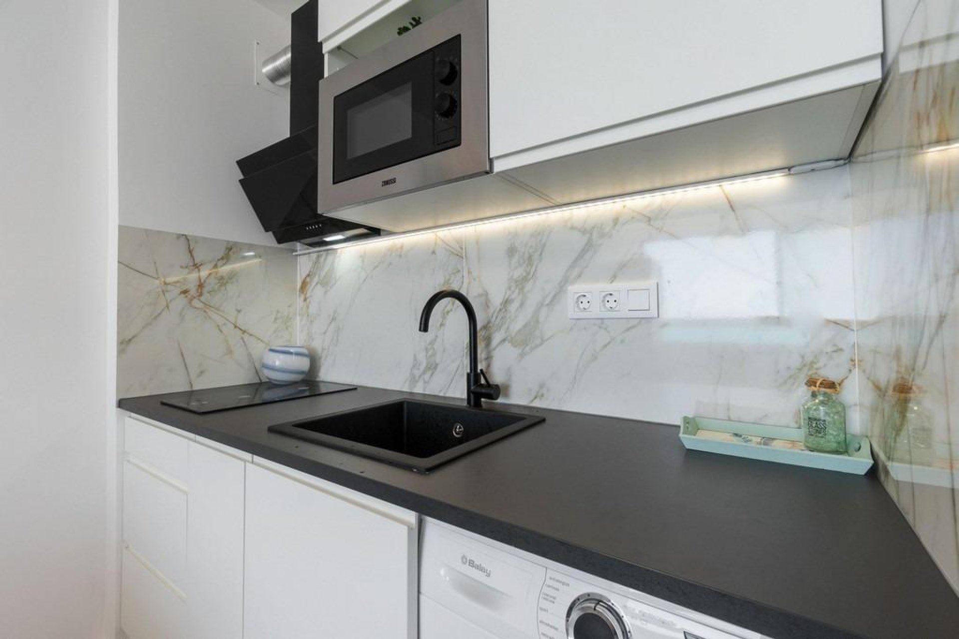 Reventa - Apartamento / piso -
Torrevieja - Cabo cervera