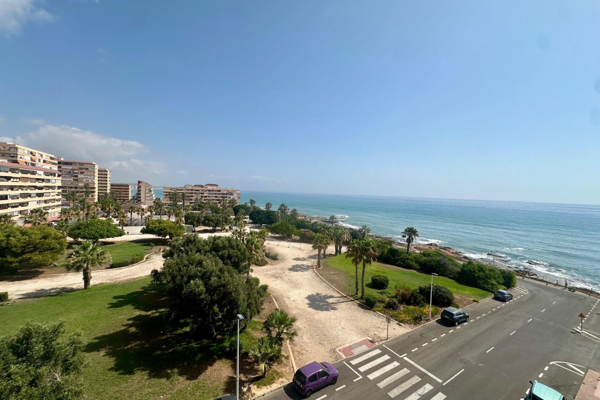 Reventa - Apartamento / piso -
Torrevieja - Cabo cervera