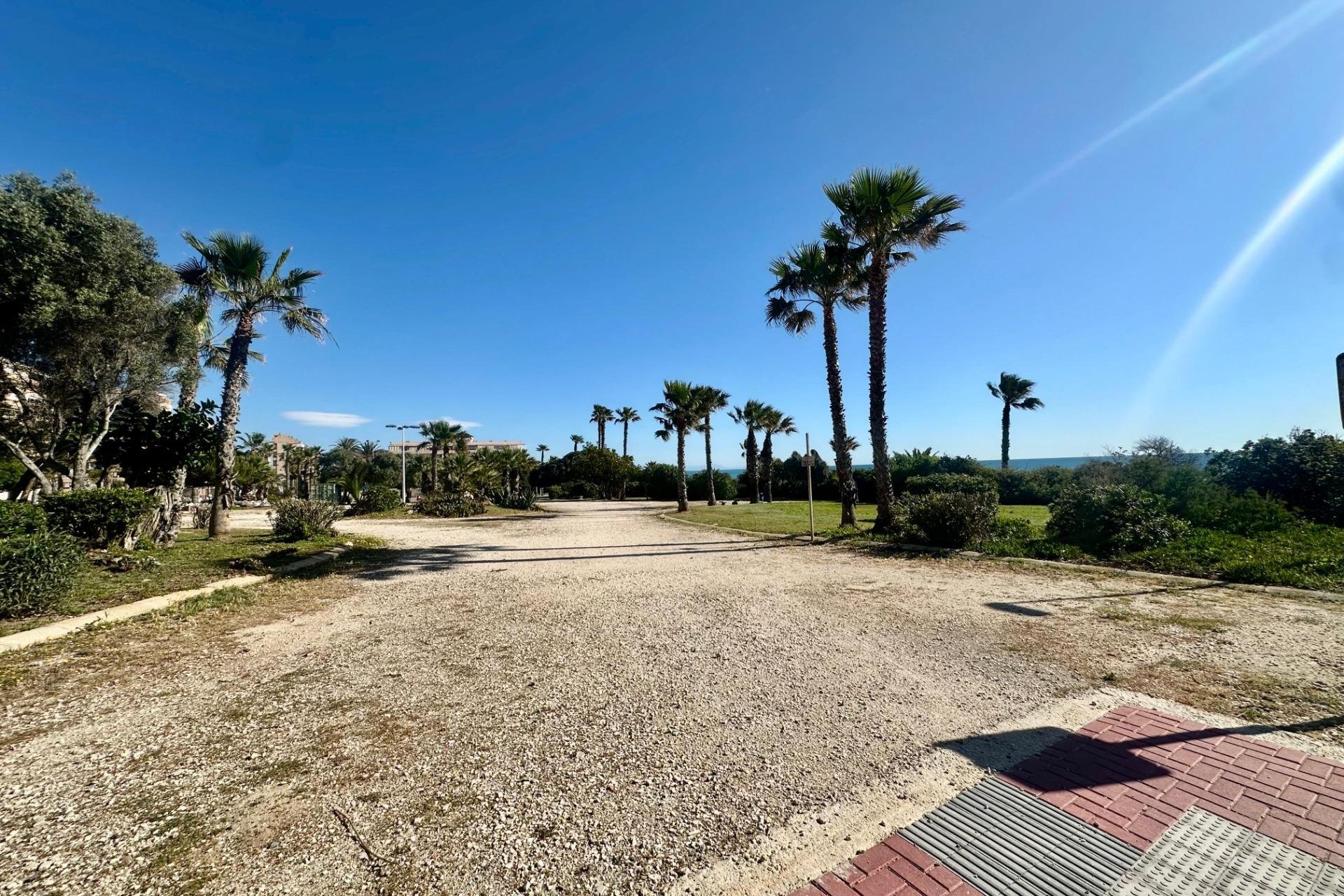 Reventa - Apartamento / piso -
Torrevieja - Cabo cervera