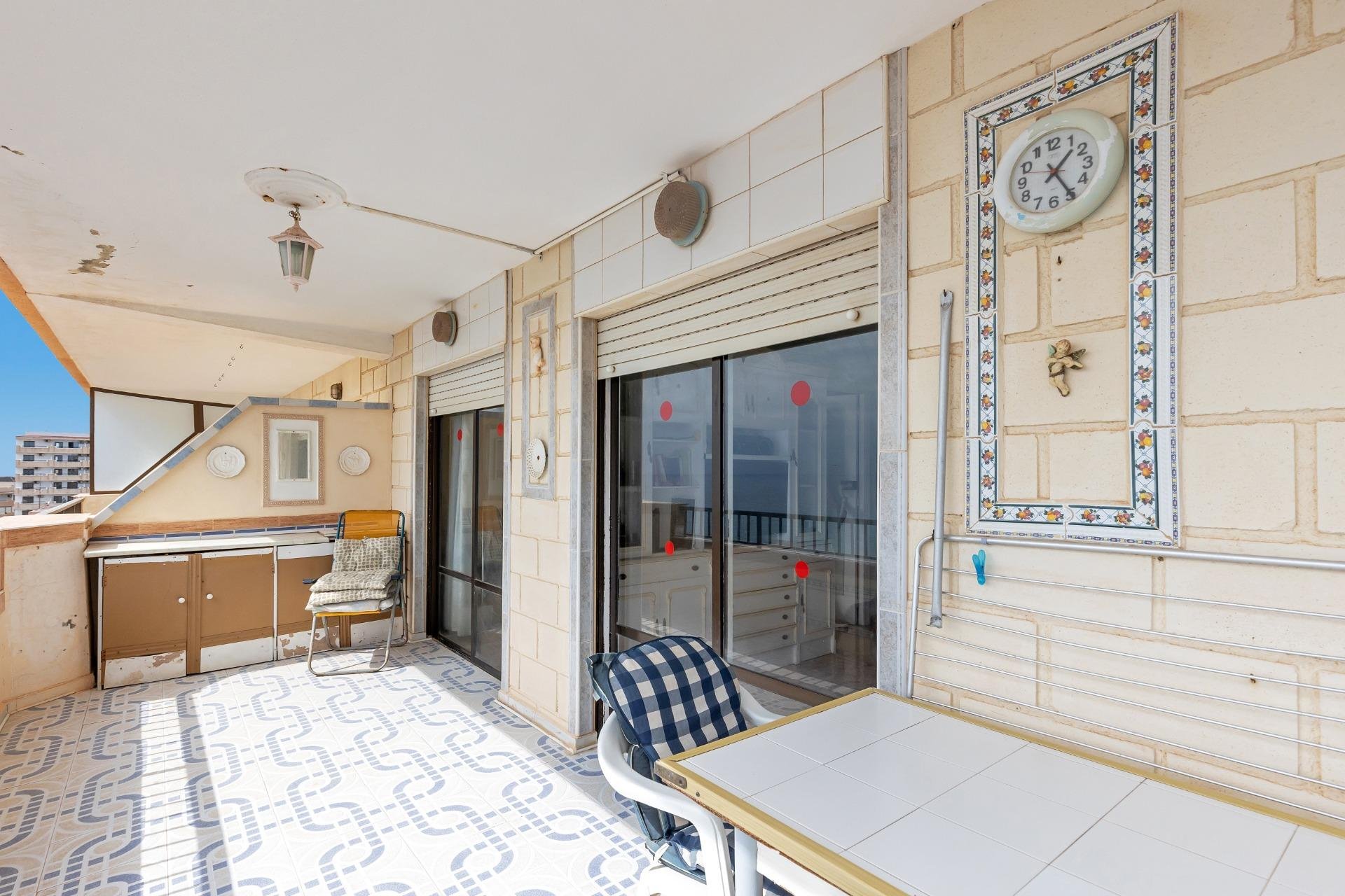 Reventa - Apartamento / piso -
Torrevieja - Cabo cervera