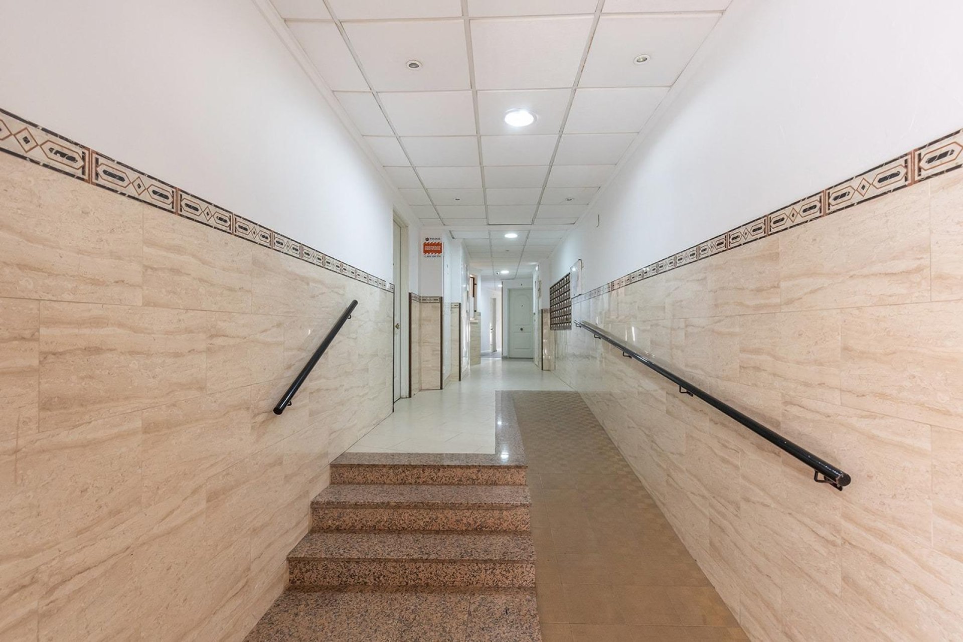 Reventa - Apartamento / piso -
Torrevieja - Centro