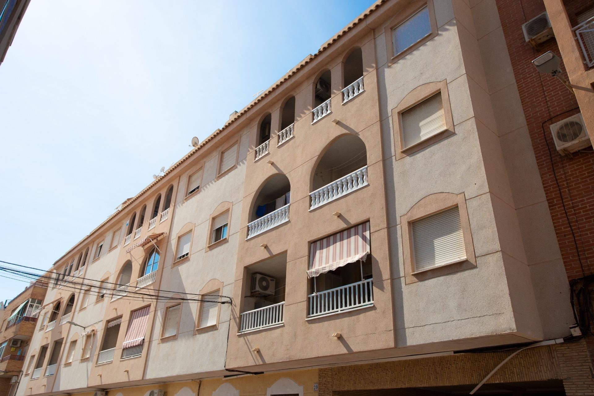 Reventa - Apartamento / piso -
Torrevieja - Centro