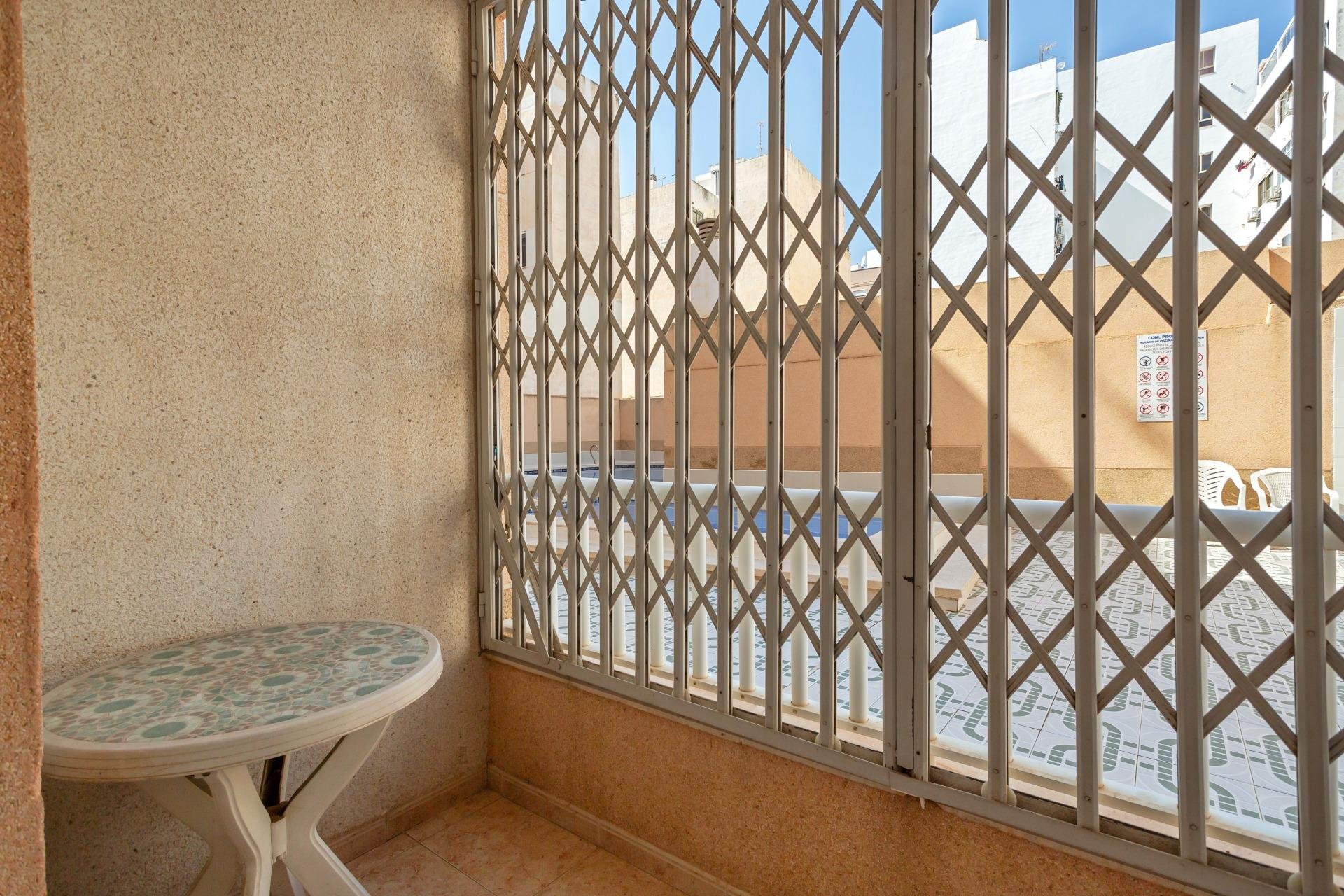 Reventa - Apartamento / piso -
Torrevieja - Centro