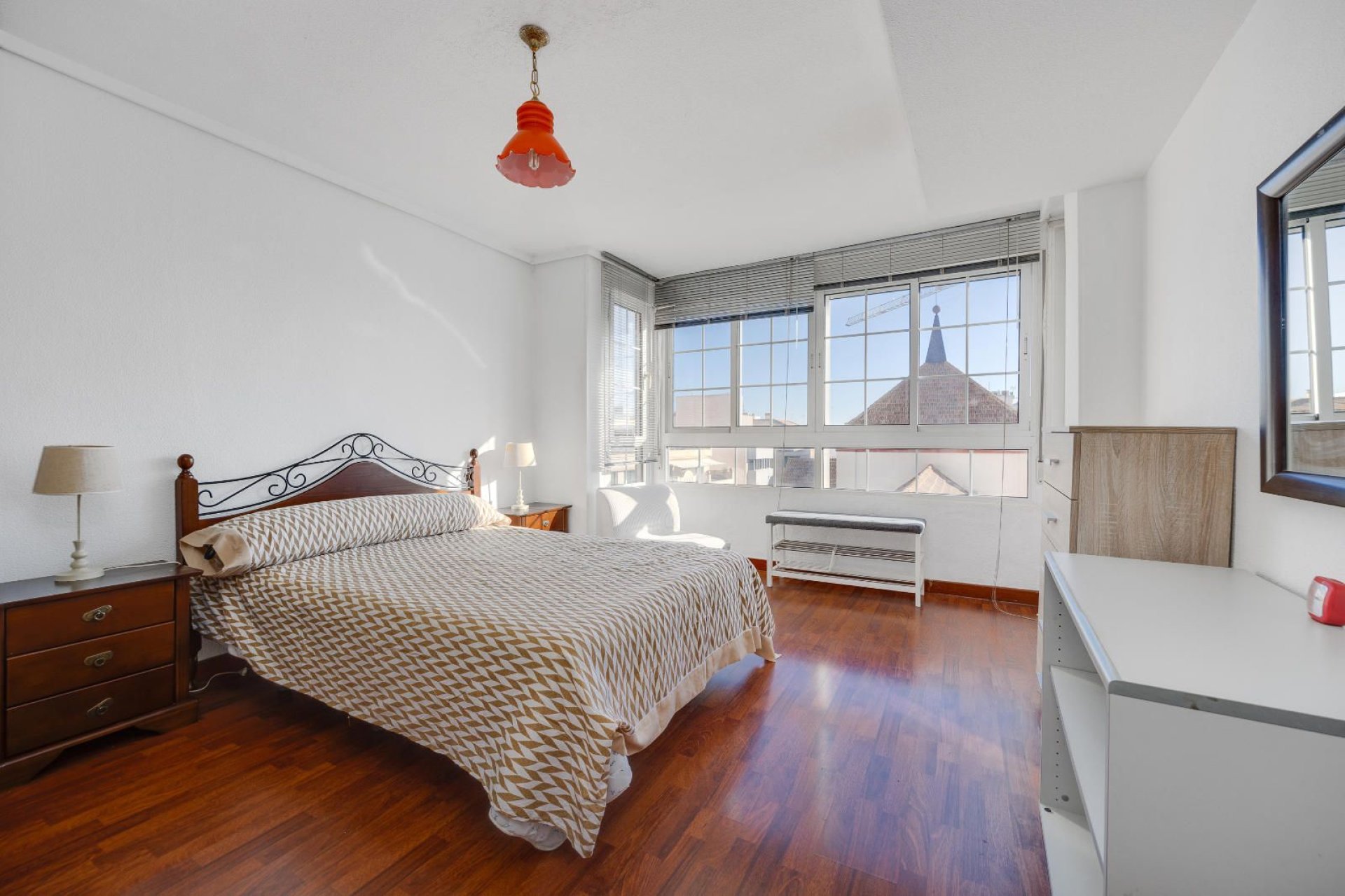 Reventa - Apartamento / piso -
Torrevieja - Centro