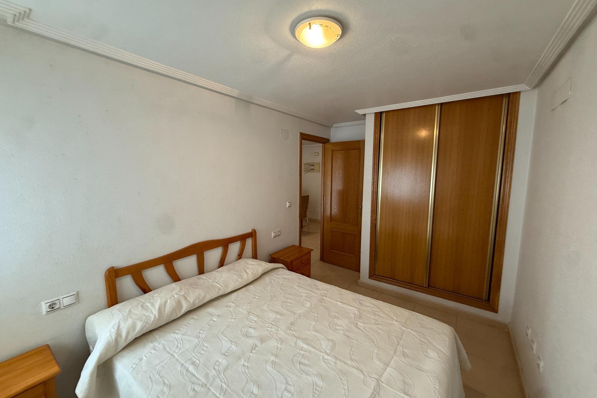 Reventa - Apartamento / piso -
Torrevieja - Centro