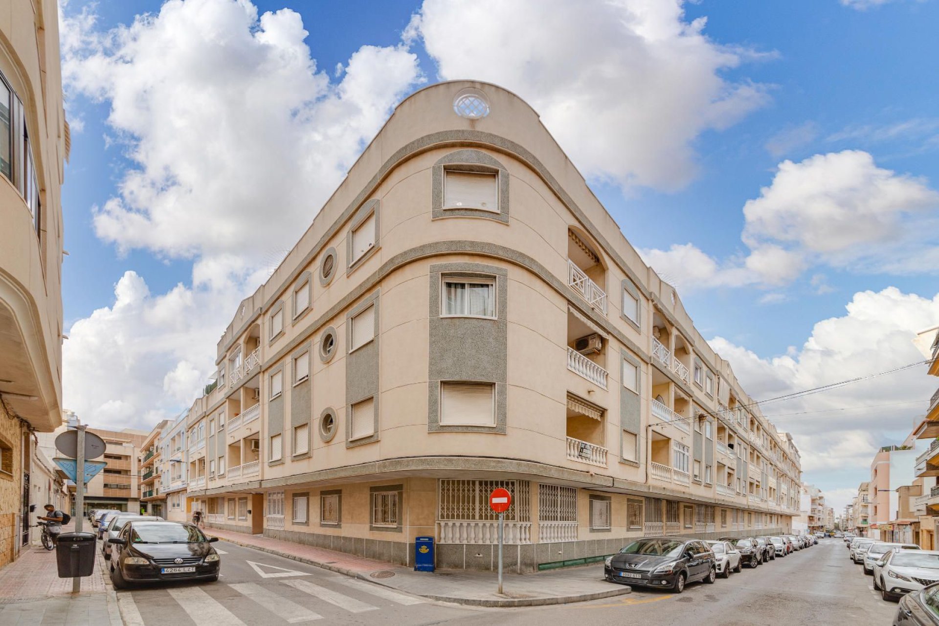 Reventa - Apartamento / piso -
Torrevieja - Centro