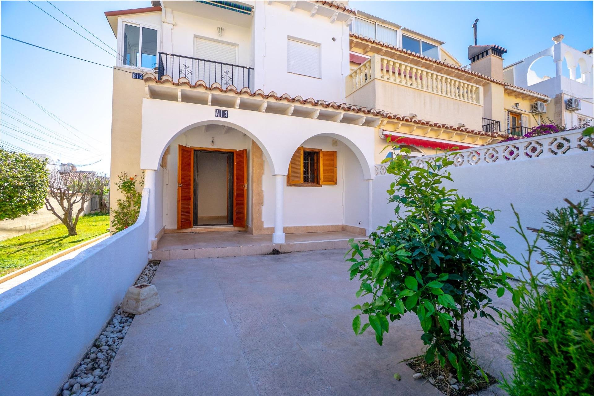Reventa - Apartamento / piso -
Torrevieja - El Chaparral