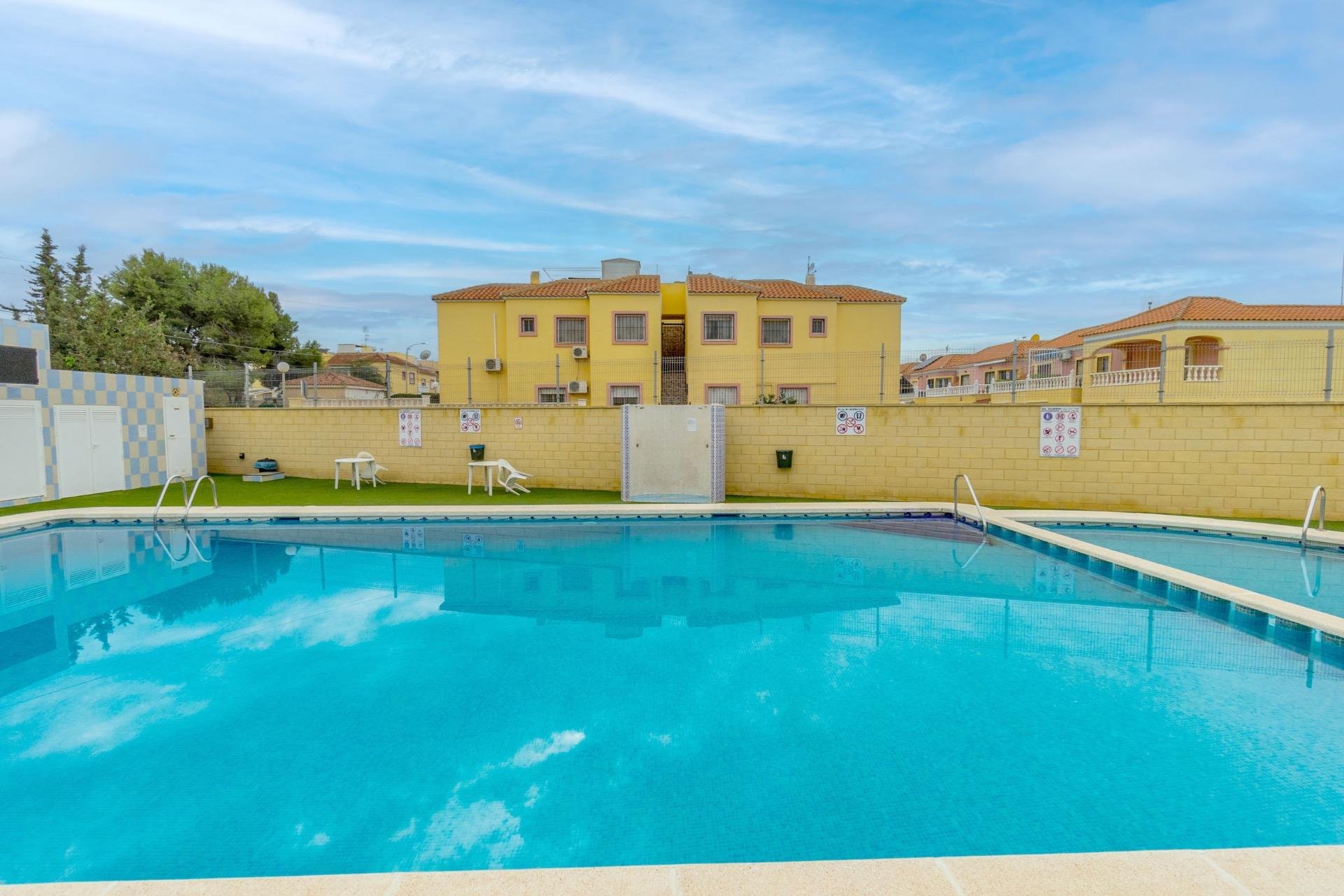 Reventa - Apartamento / piso -
Torrevieja - El Chaparral