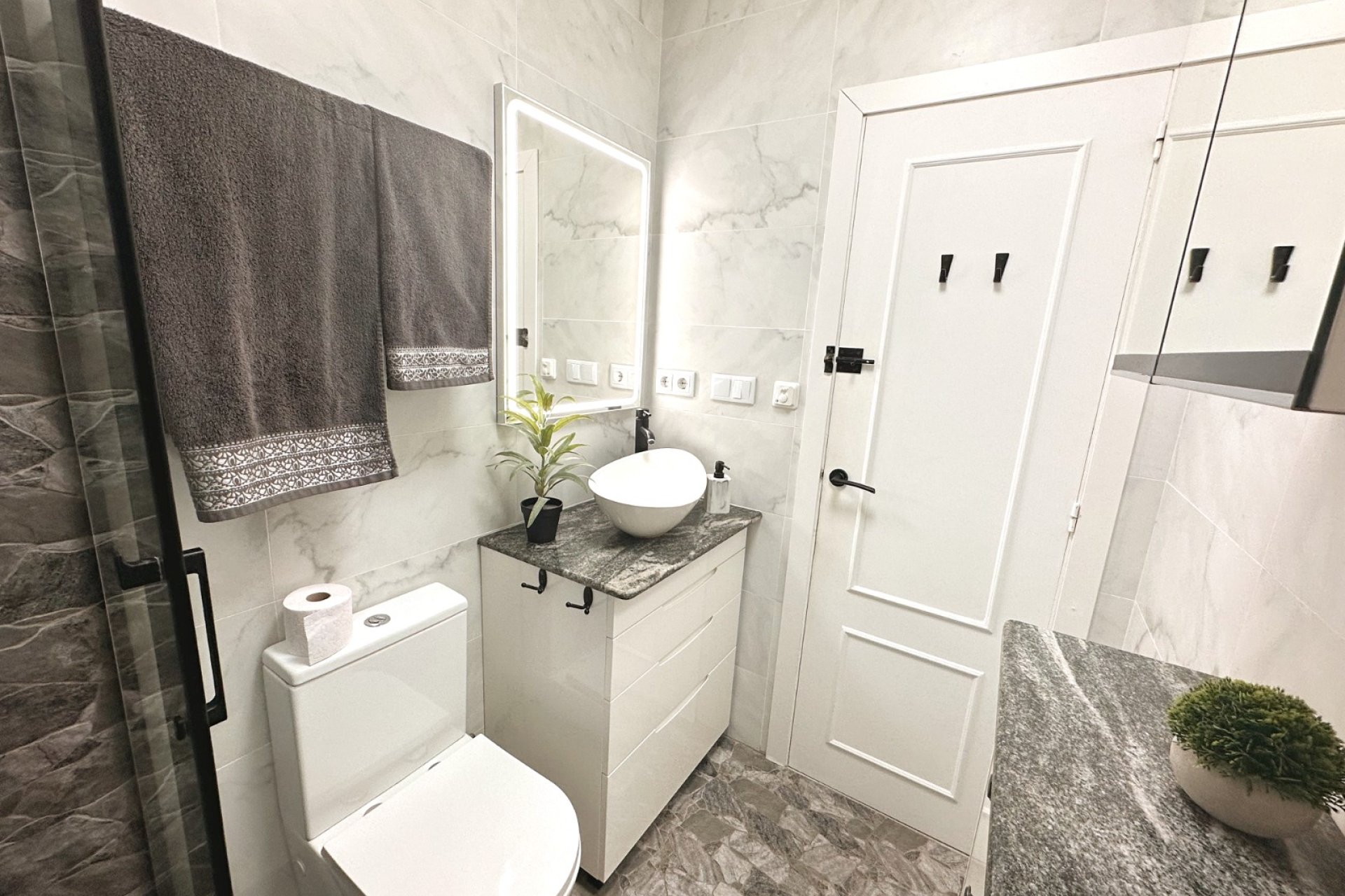 Reventa - Apartamento / piso -
Torrevieja - El Chaparral