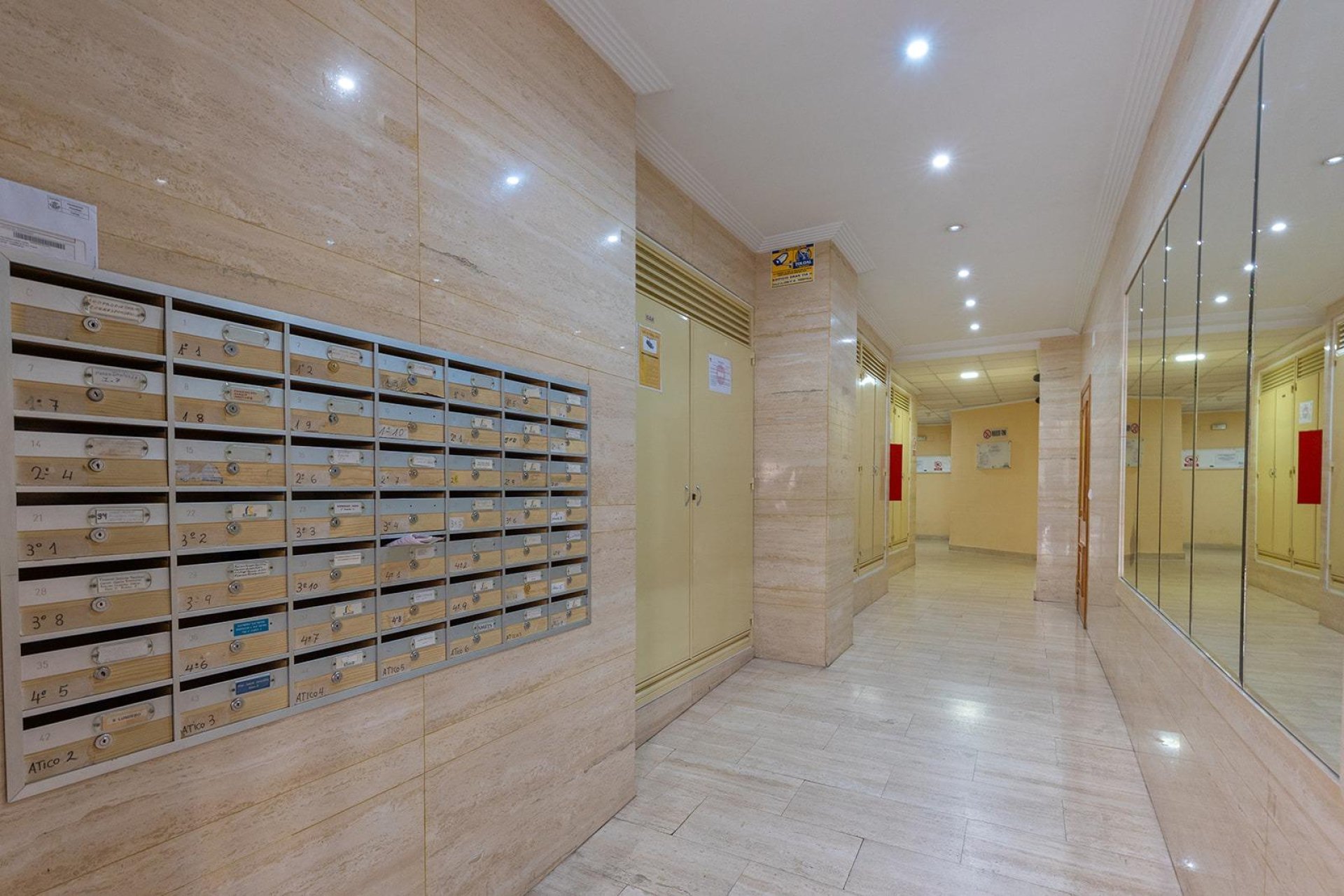 Reventa - Apartamento / piso -
Torrevieja - Estacion de autobuses