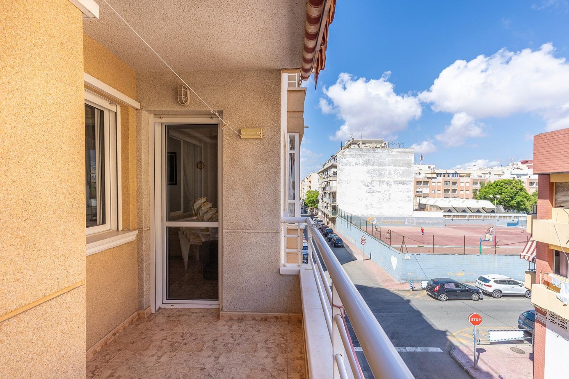 Reventa - Apartamento / piso -
Torrevieja - Estacion de autobuses