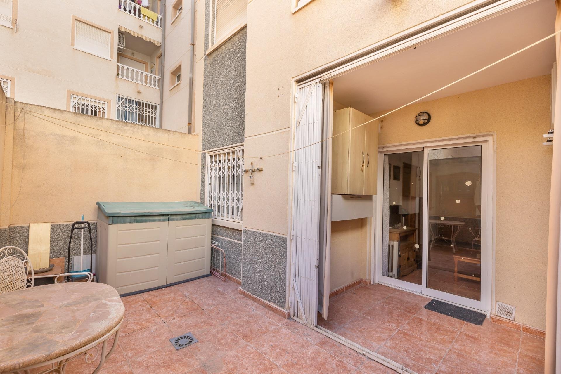 Reventa - Apartamento / piso -
Torrevieja - Estacion de autobuses