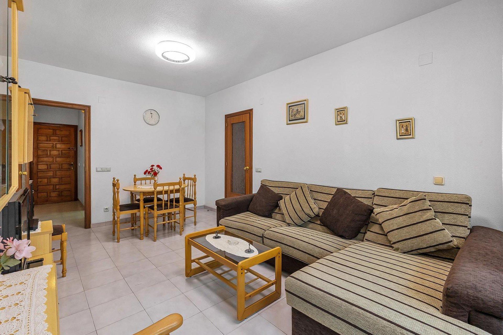 Reventa - Apartamento / piso -
Torrevieja - Estacion de autobuses