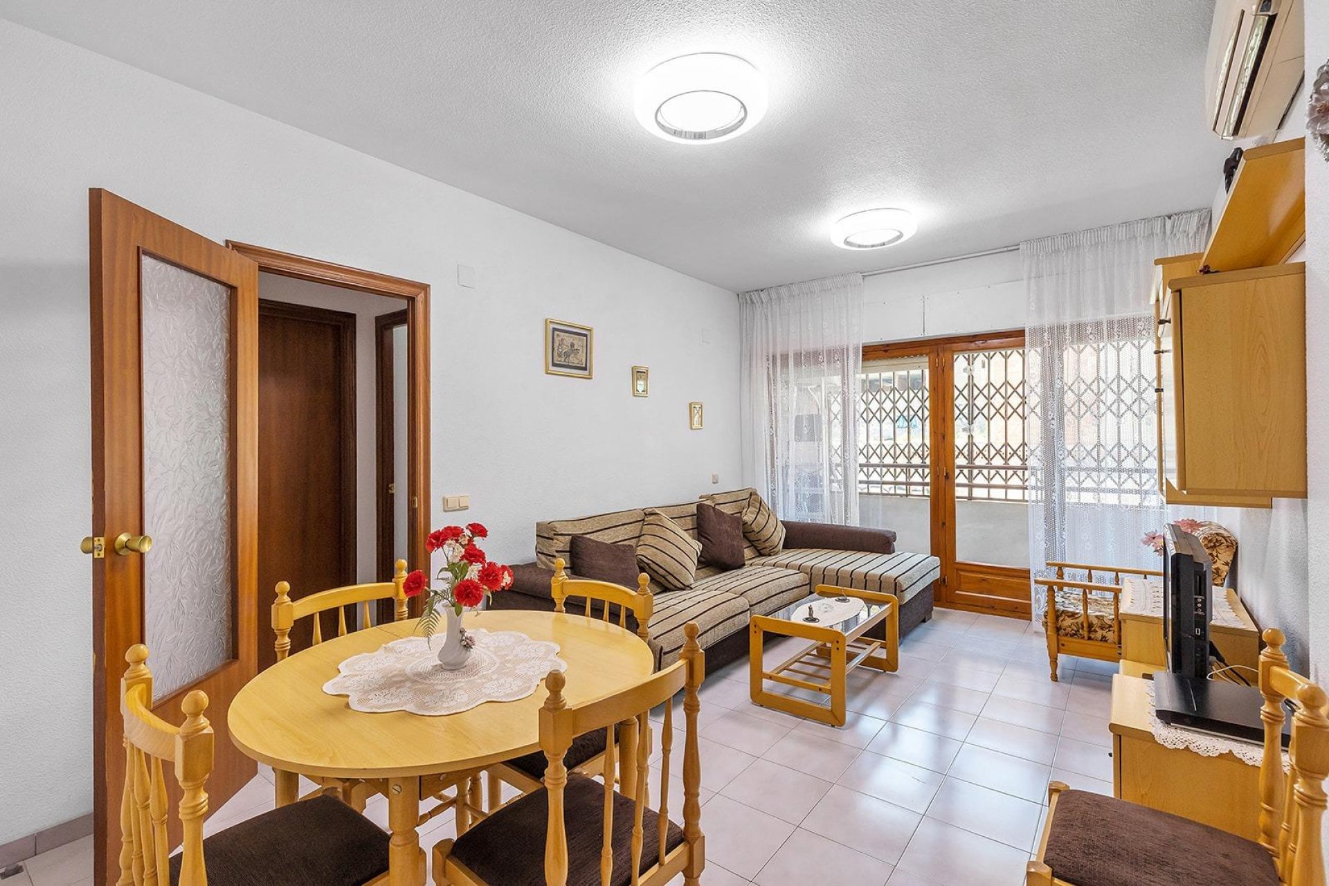Reventa - Apartamento / piso -
Torrevieja - Estacion de autobuses