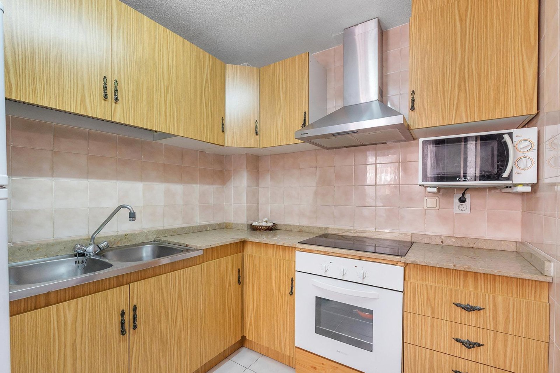 Reventa - Apartamento / piso -
Torrevieja - Estacion de autobuses