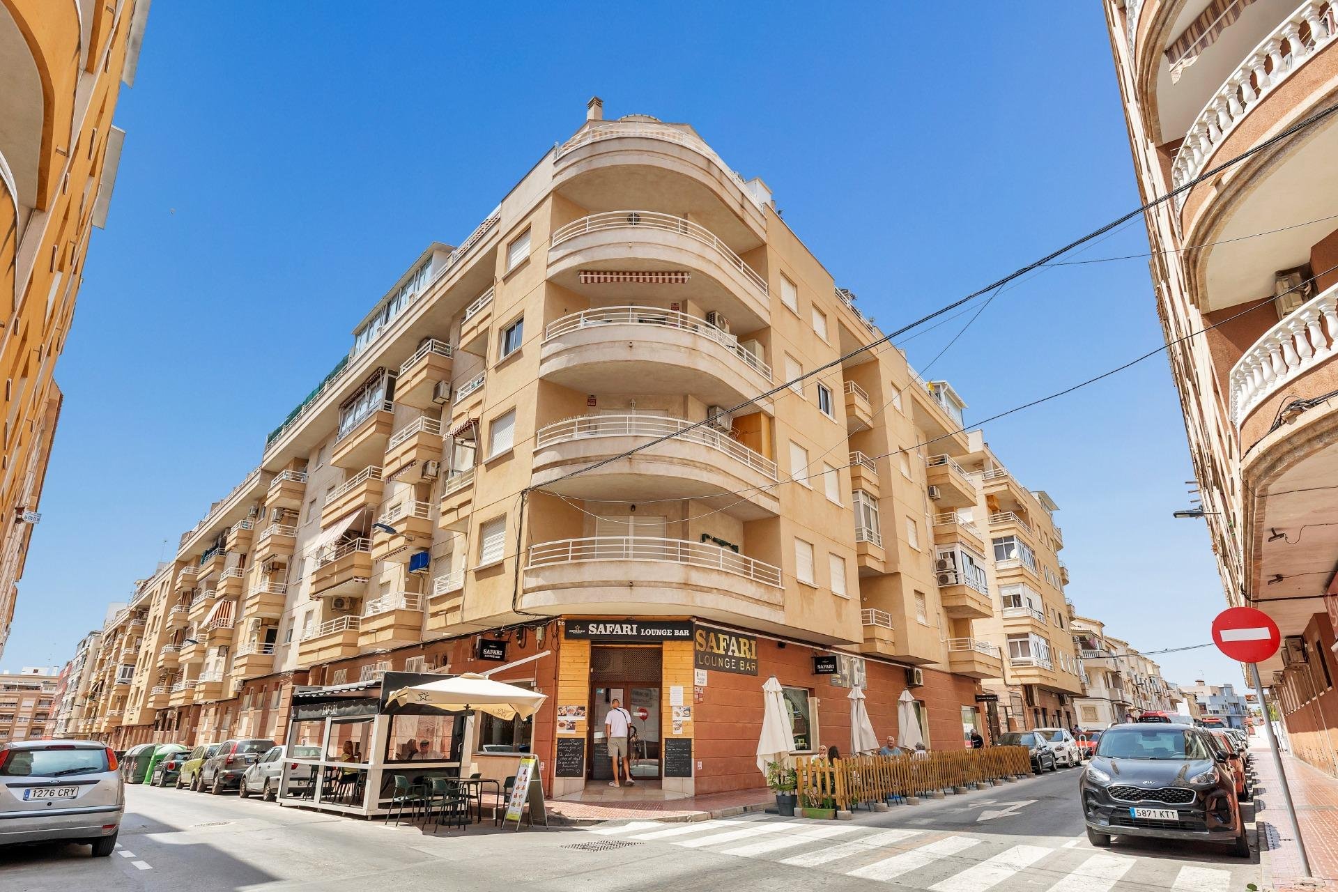 Reventa - Apartamento / piso -
Torrevieja - Estacion de autobuses