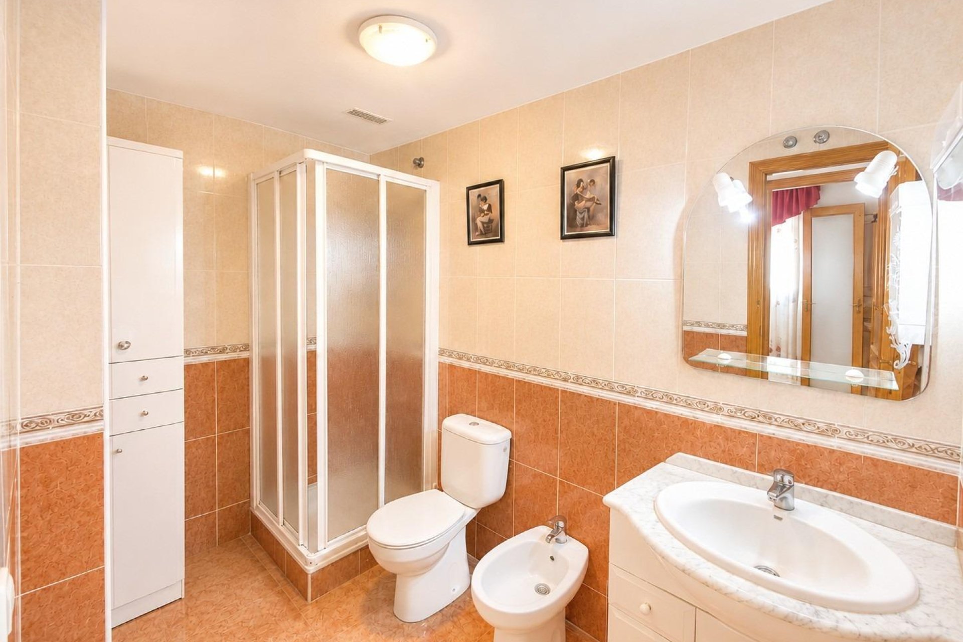 Reventa - Apartamento / piso -
Torrevieja - Estacion de autobuses