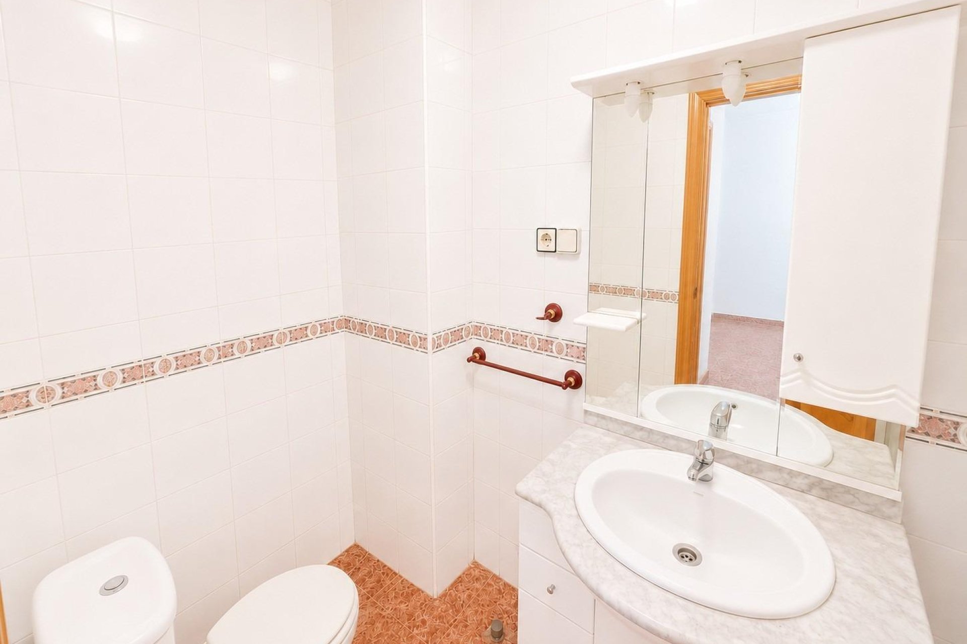 Reventa - Apartamento / piso -
Torrevieja - Estacion de autobuses