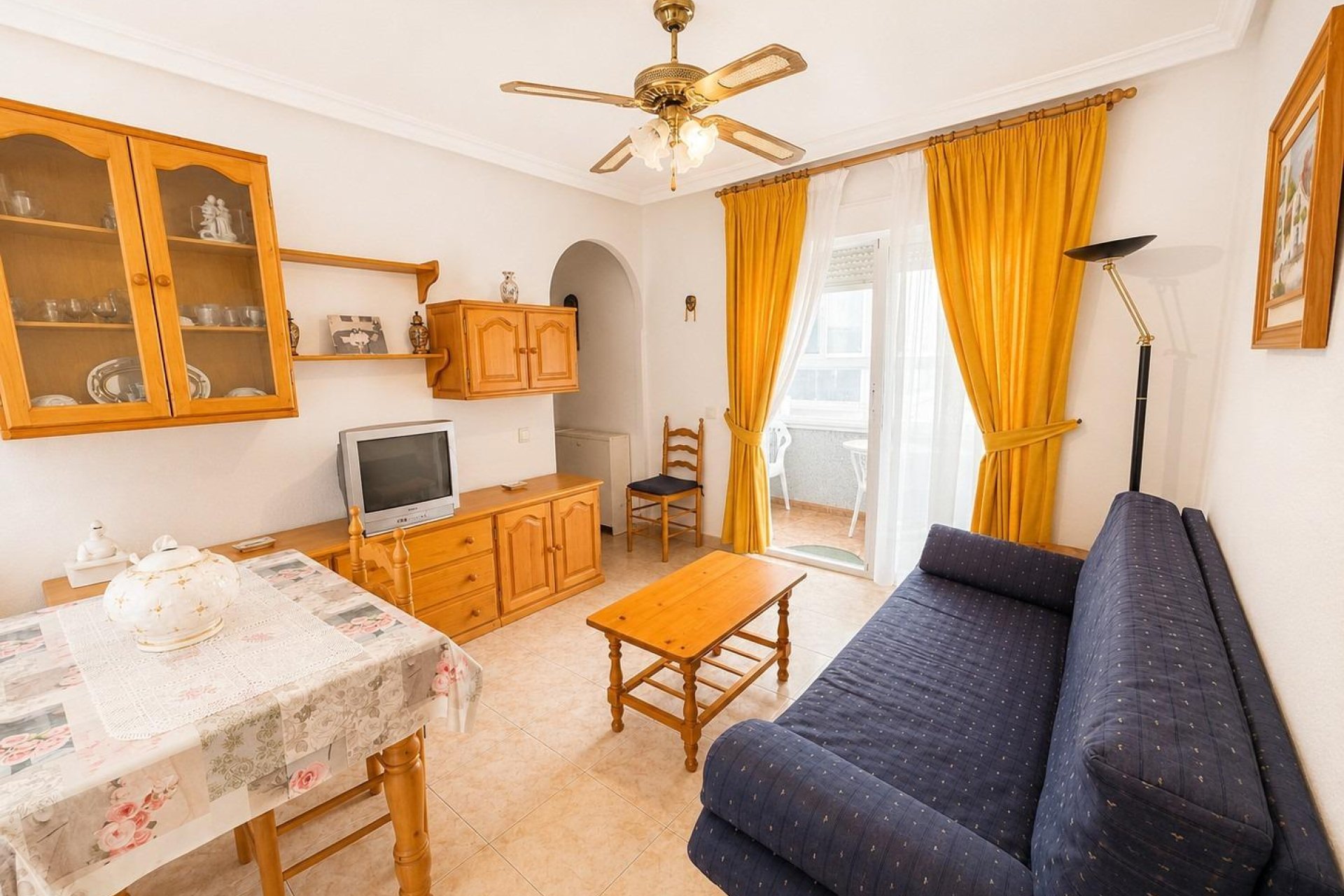 Reventa - Apartamento / piso -
Torrevieja - Estacion de autobuses
