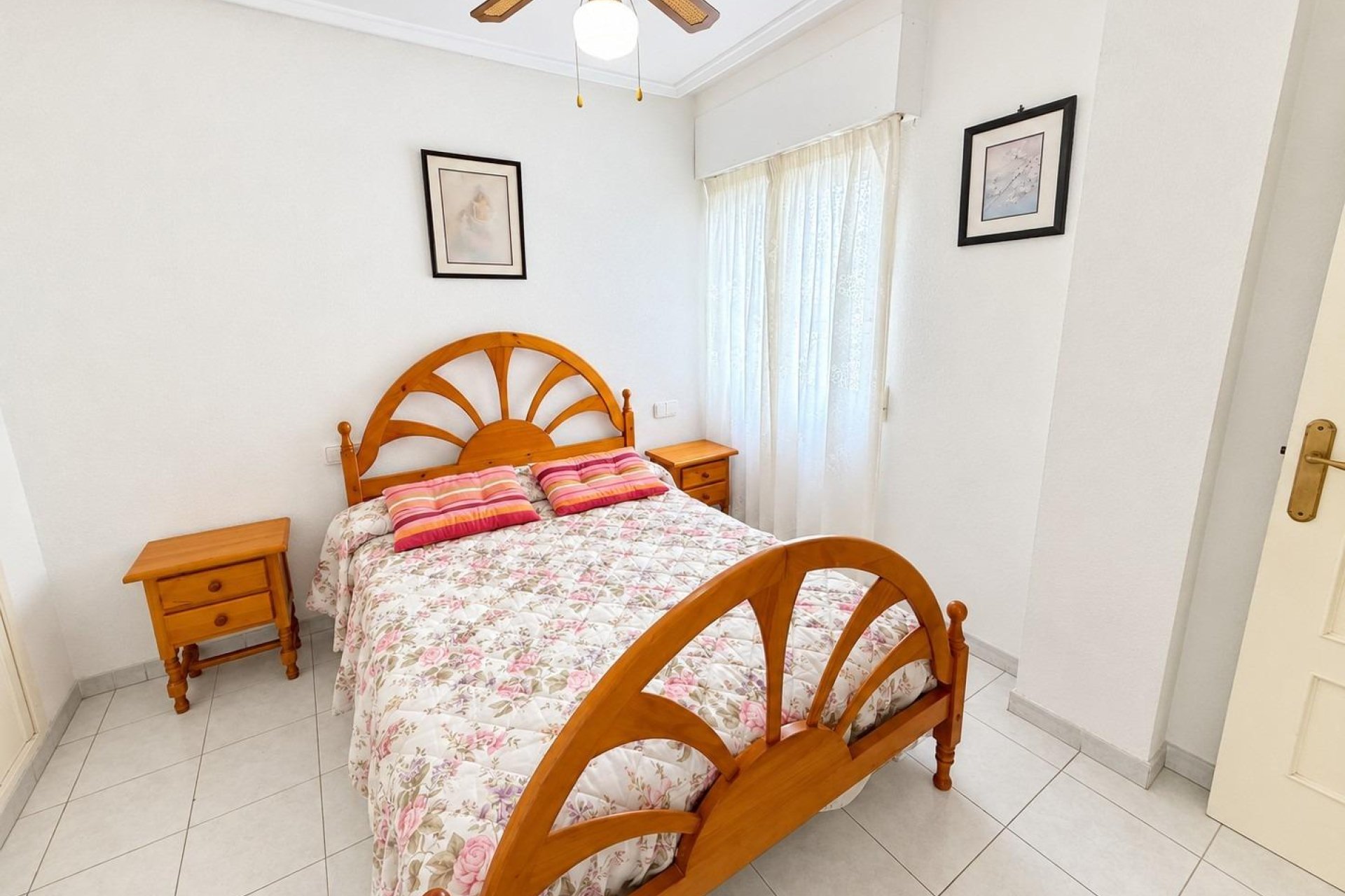 Reventa - Apartamento / piso -
Torrevieja - Estacion de autobuses