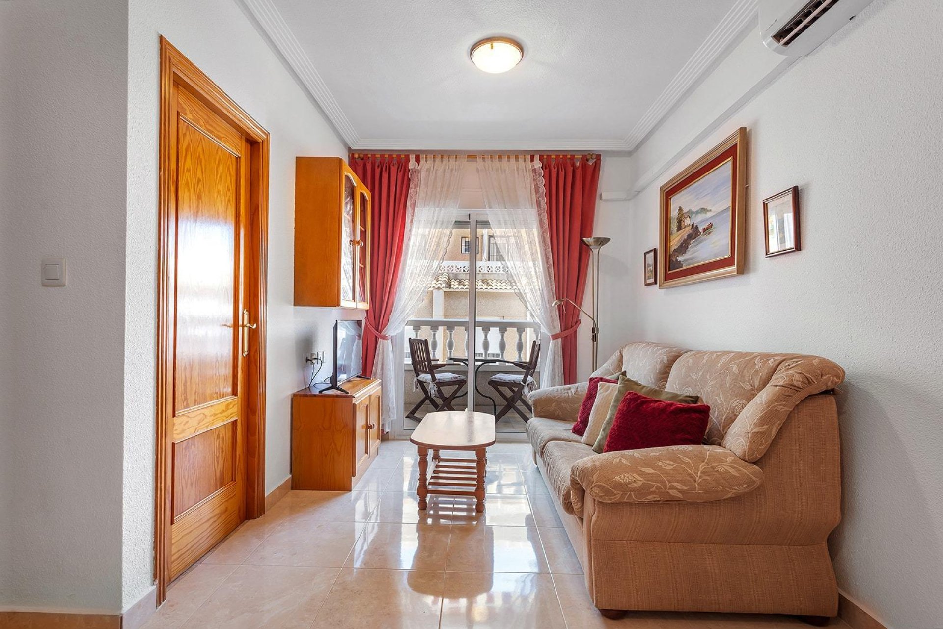 Reventa - Apartamento / piso -
Torrevieja - Estacion de autobuses