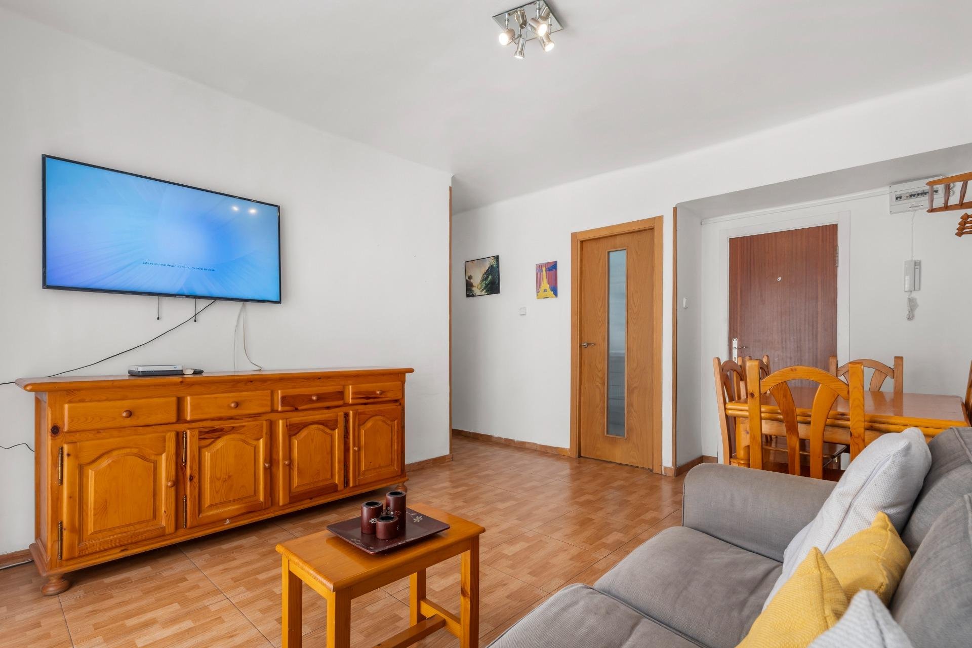 Reventa - Apartamento / piso -
Torrevieja - Estacion de autobuses