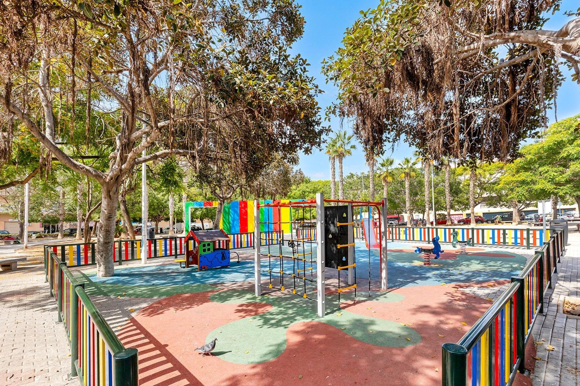 Reventa - Apartamento / piso -
Torrevieja - Estacion de autobuses