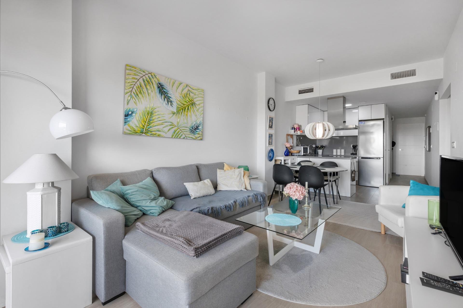 Reventa - Apartamento / piso -
Torrevieja - Frutales - Rosaleda