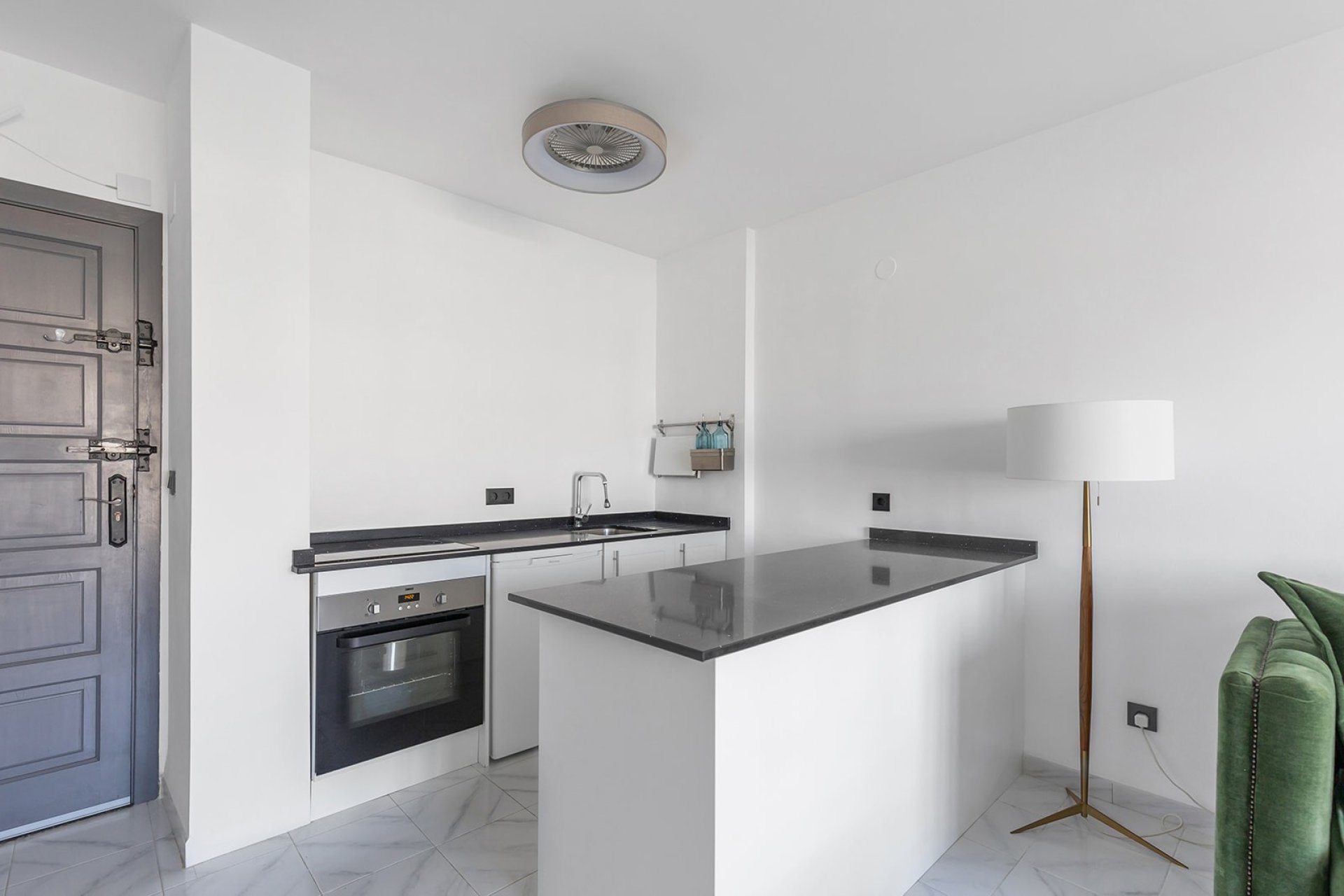 Reventa - Apartamento / piso -
Torrevieja - La Mata