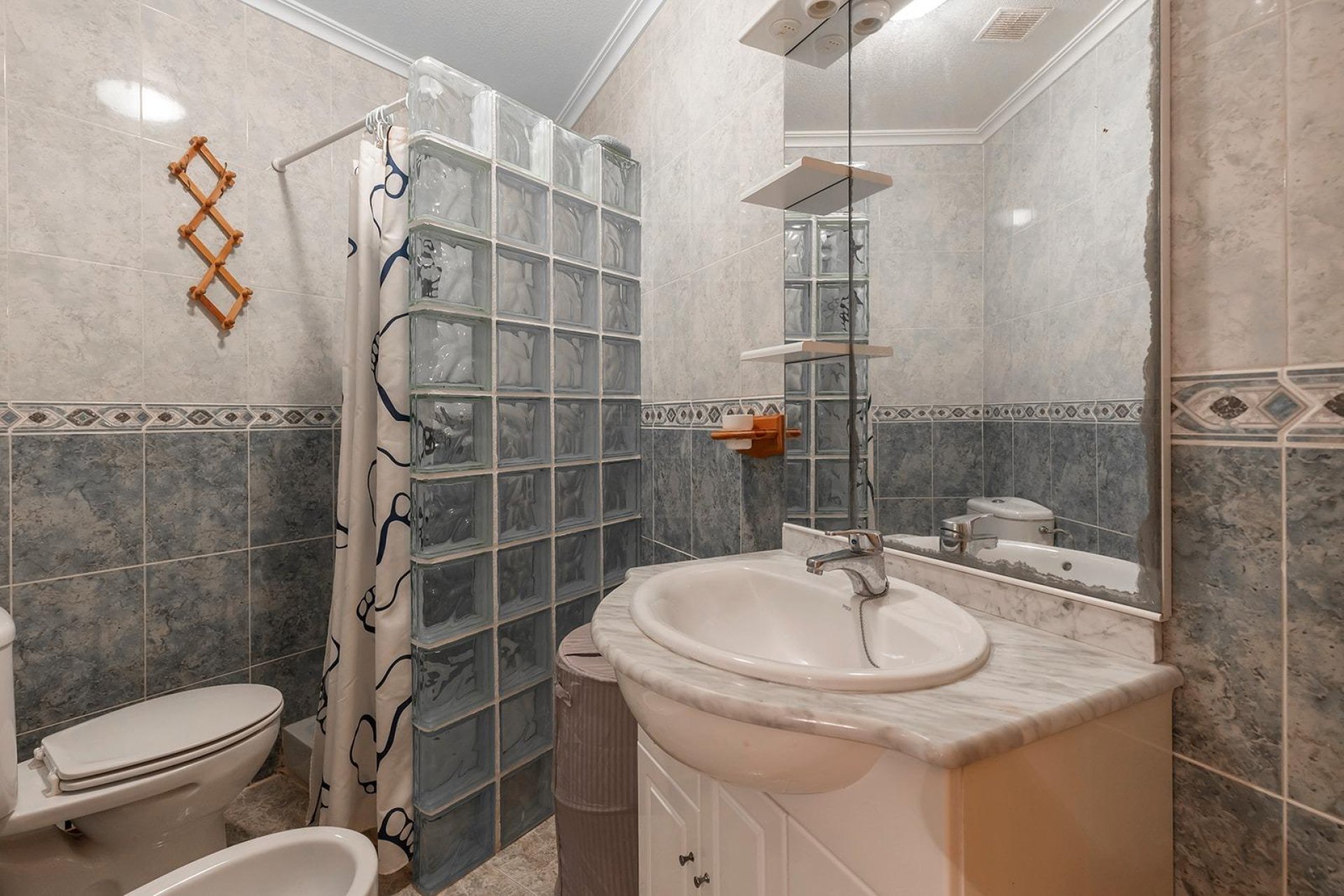 Reventa - Apartamento / piso -
Torrevieja - La Mata