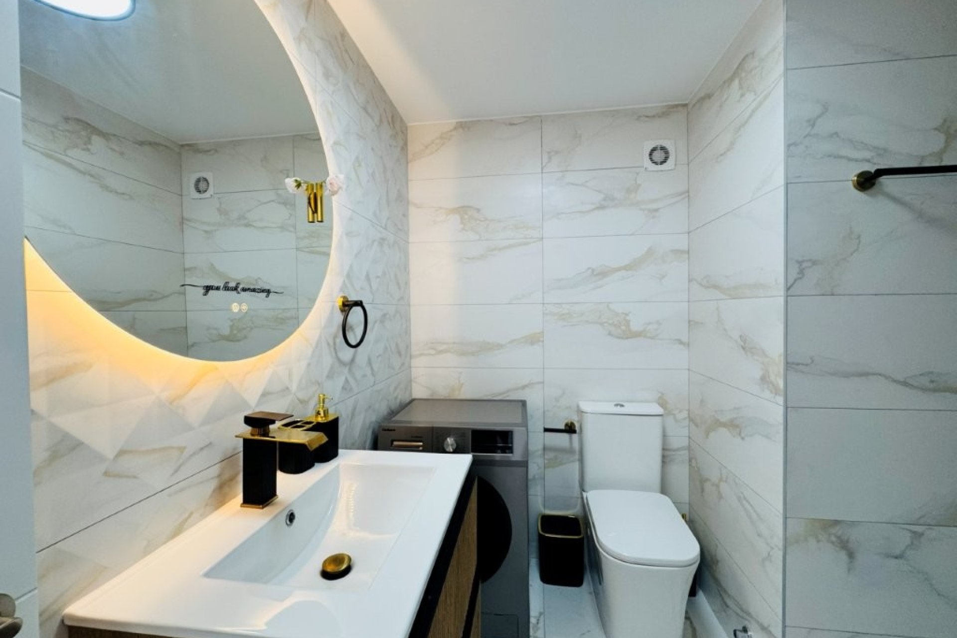 Reventa - Apartamento / piso -
Torrevieja - La Mata