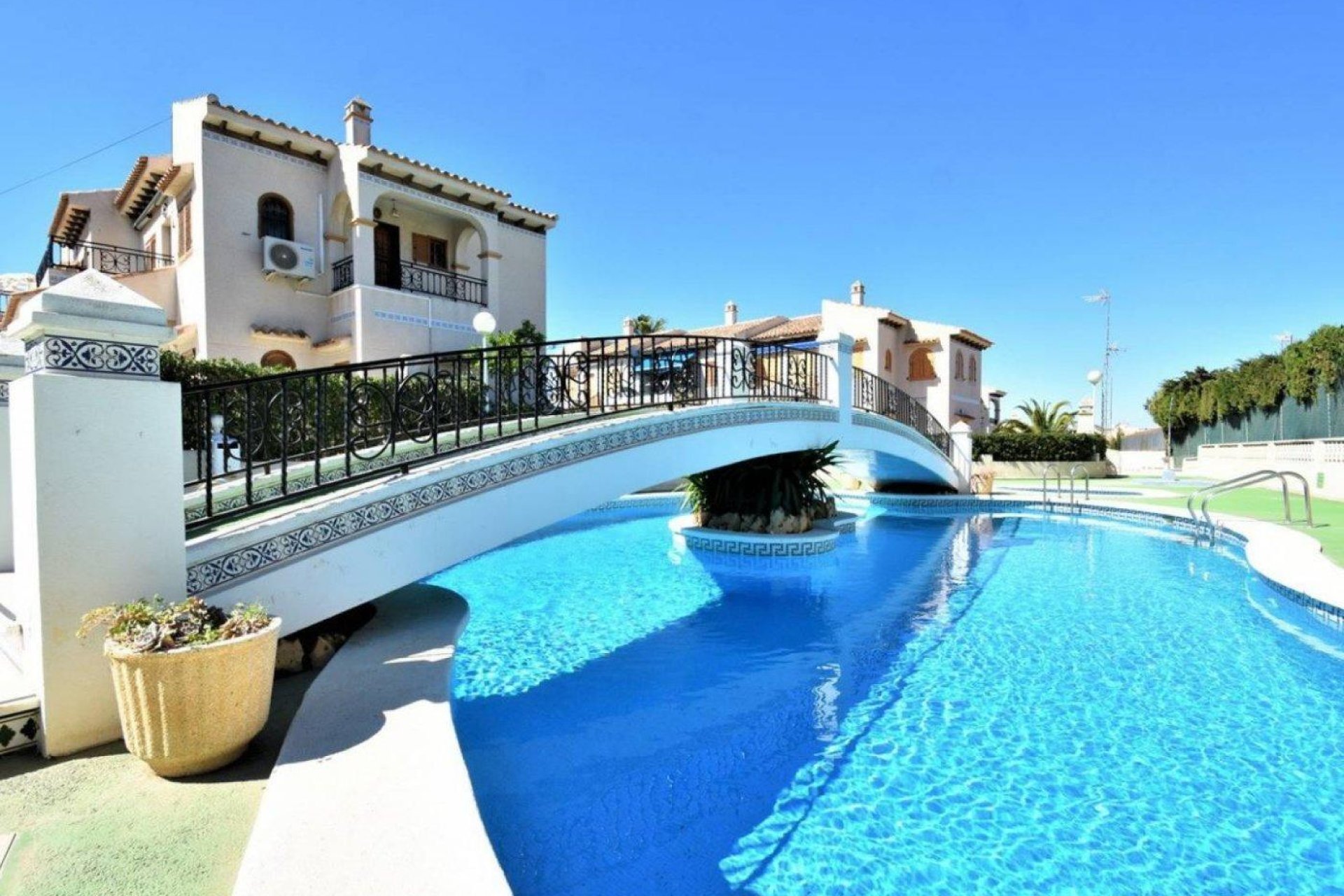 Reventa - Apartamento / piso -
Torrevieja - La Mata