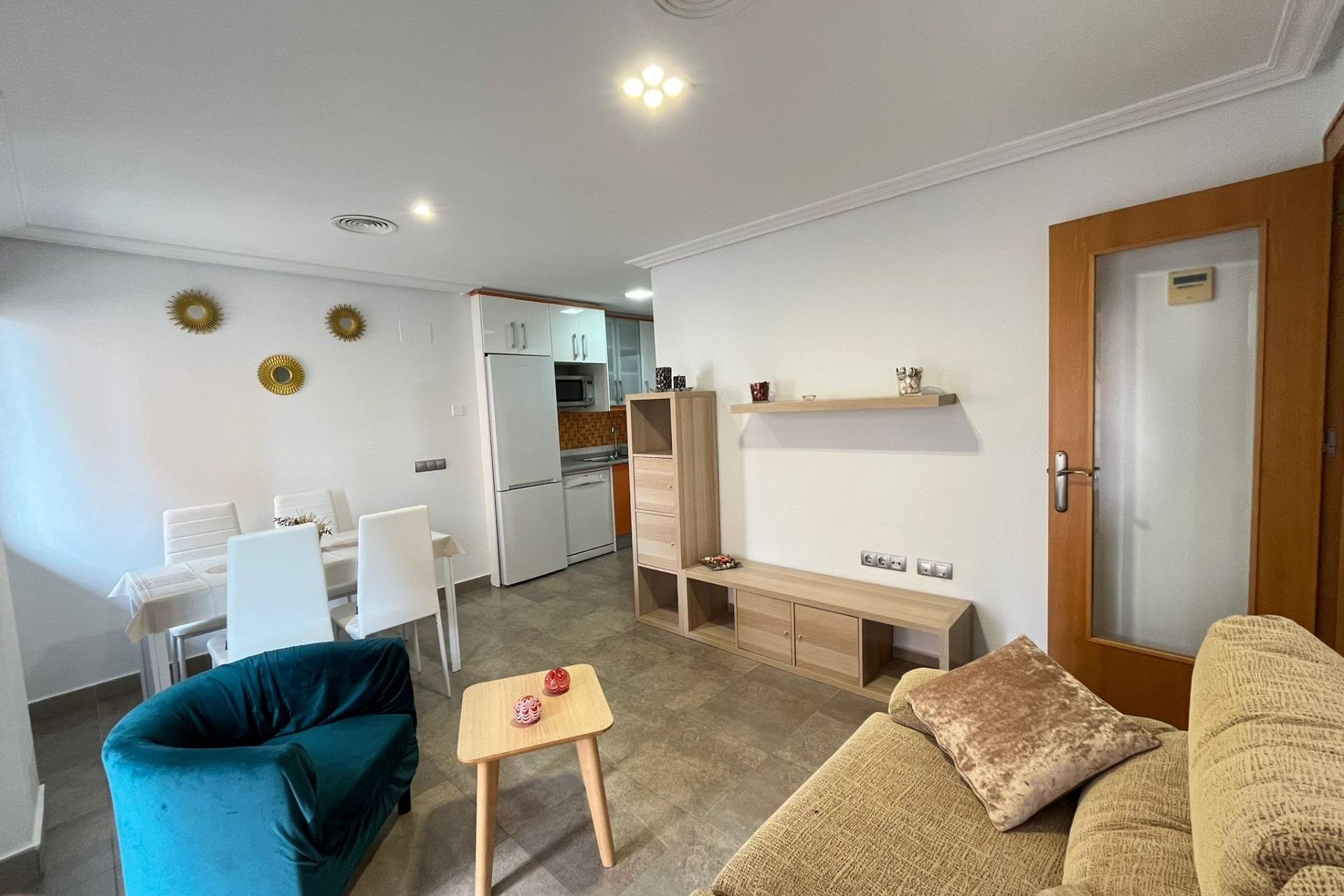 Reventa - Apartamento / piso -
Torrevieja - La Mata