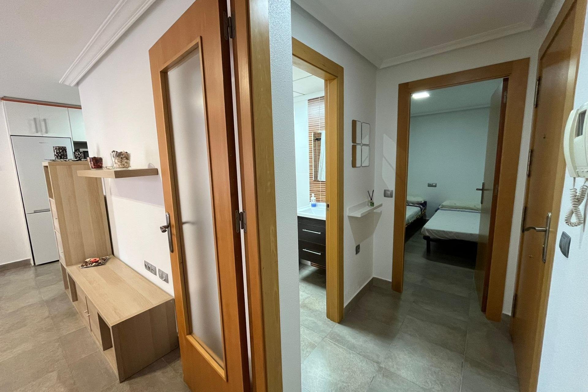 Reventa - Apartamento / piso -
Torrevieja - La Mata