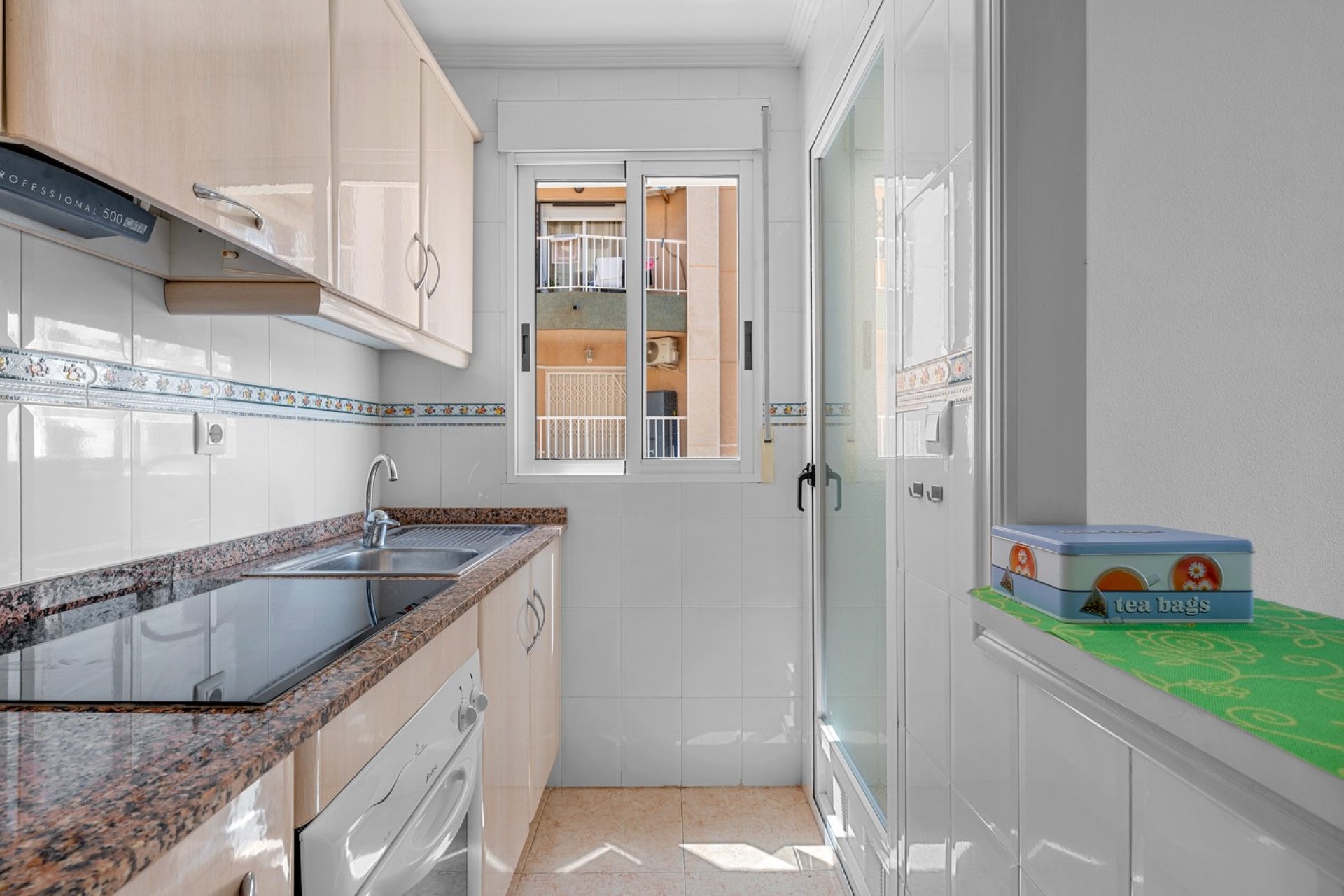 Reventa - Apartamento / piso -
Torrevieja - La Mata