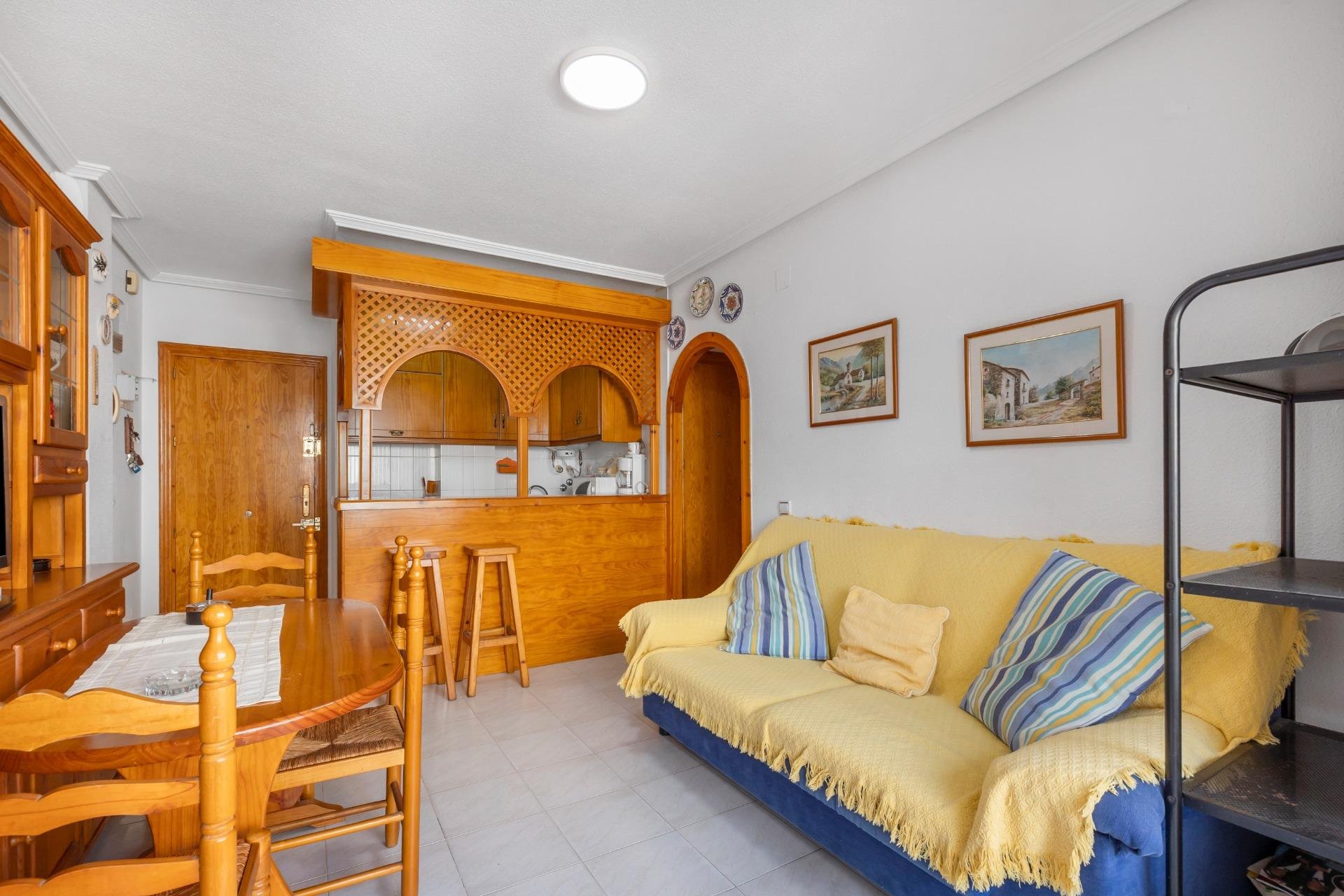 Reventa - Apartamento / piso -
Torrevieja - La Mata