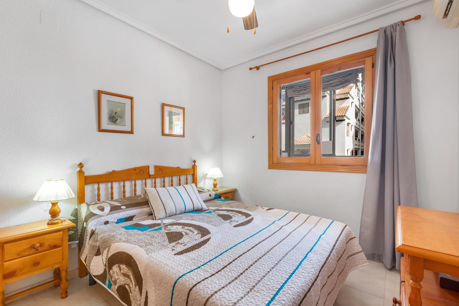 Reventa - Apartamento / piso -
Torrevieja - La Mata