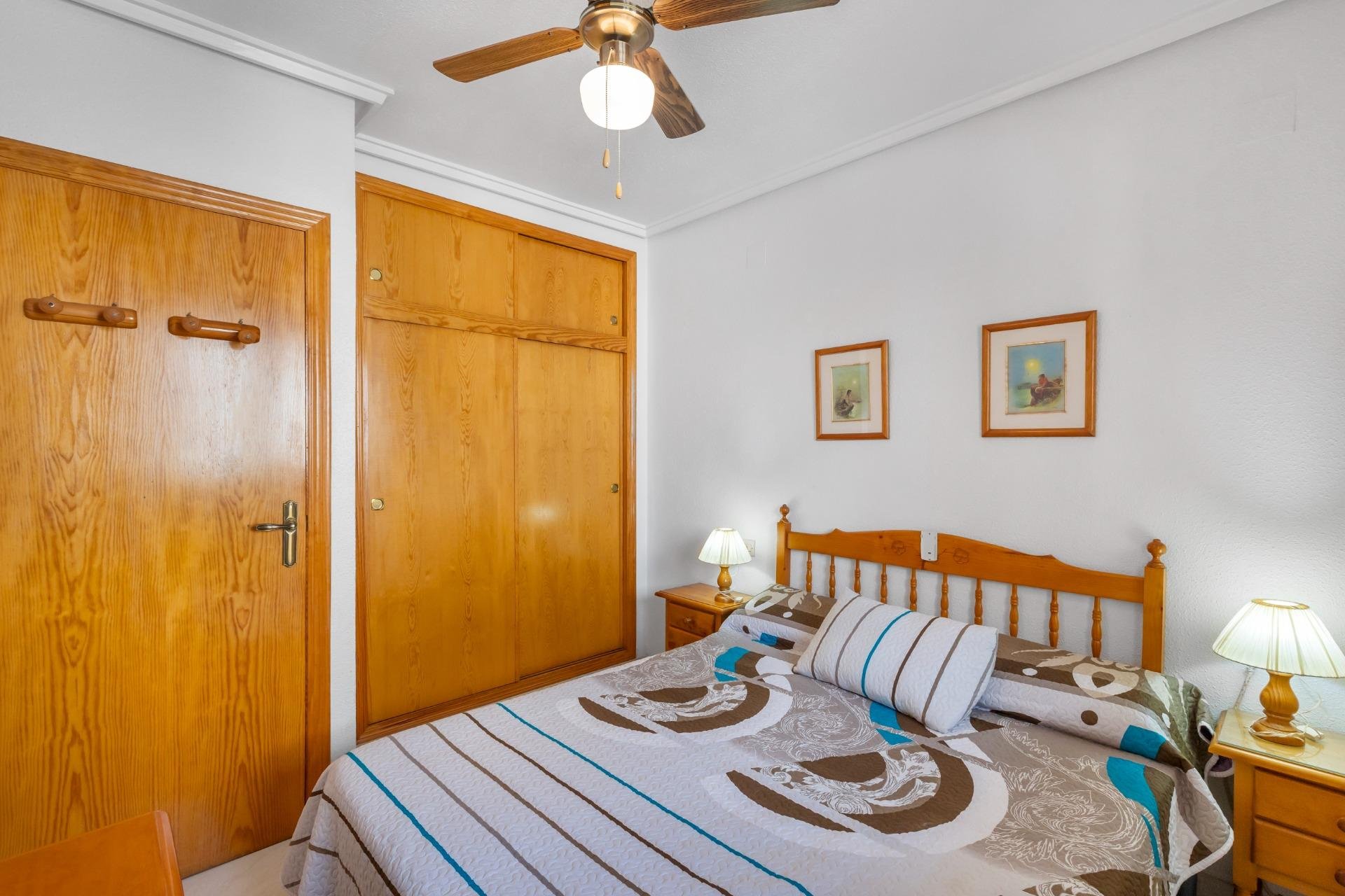 Reventa - Apartamento / piso -
Torrevieja - La Mata