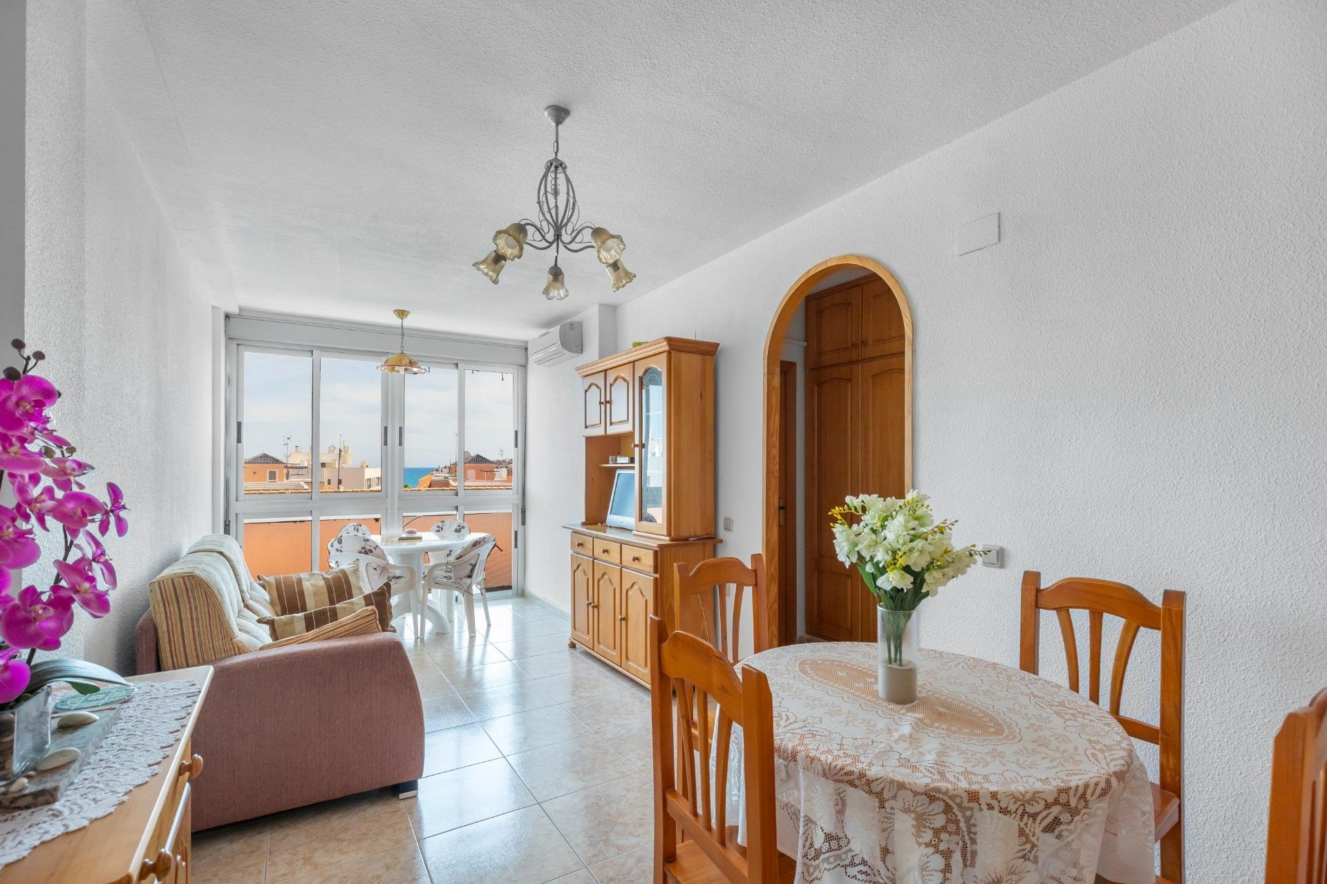 Reventa - Apartamento / piso -
Torrevieja - La Mata